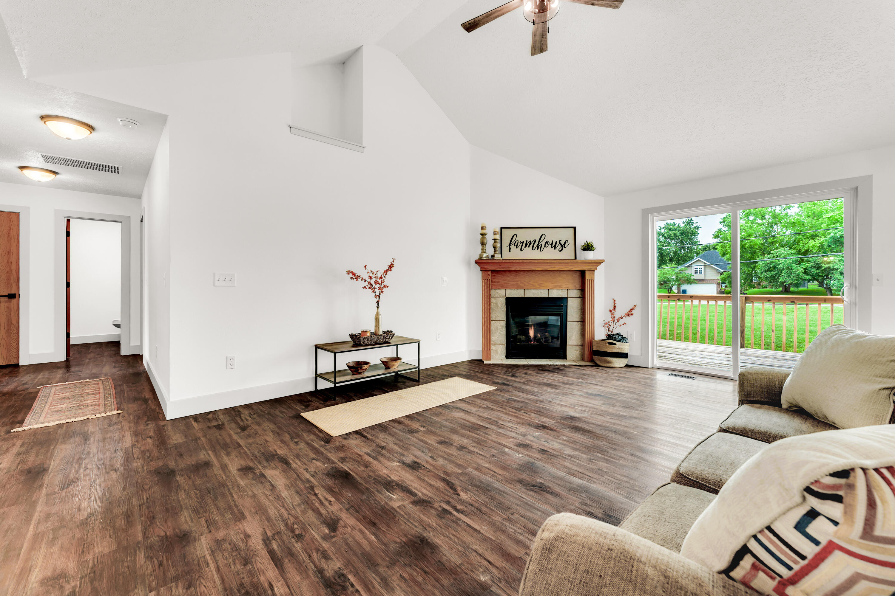 524 West Woodbine Road Property Photo 13