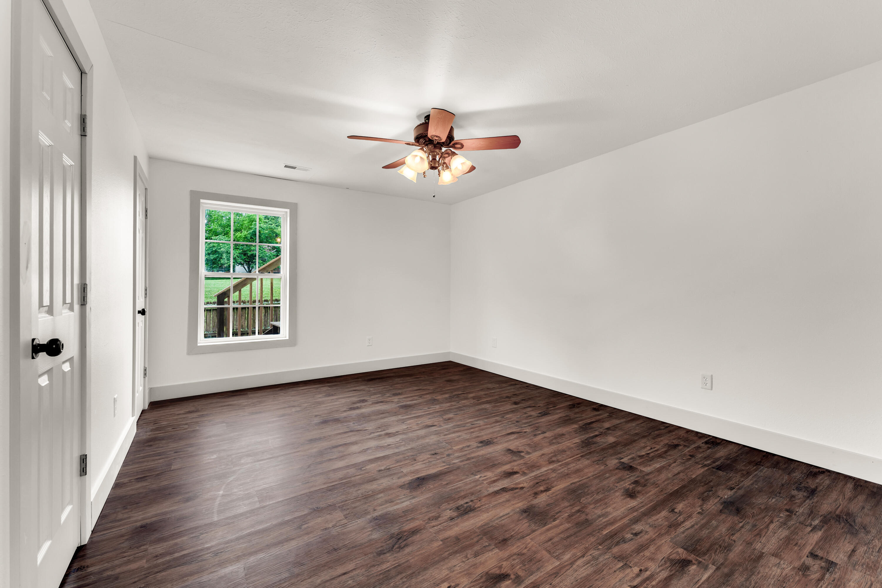 524 West Woodbine Road Property Photo 27