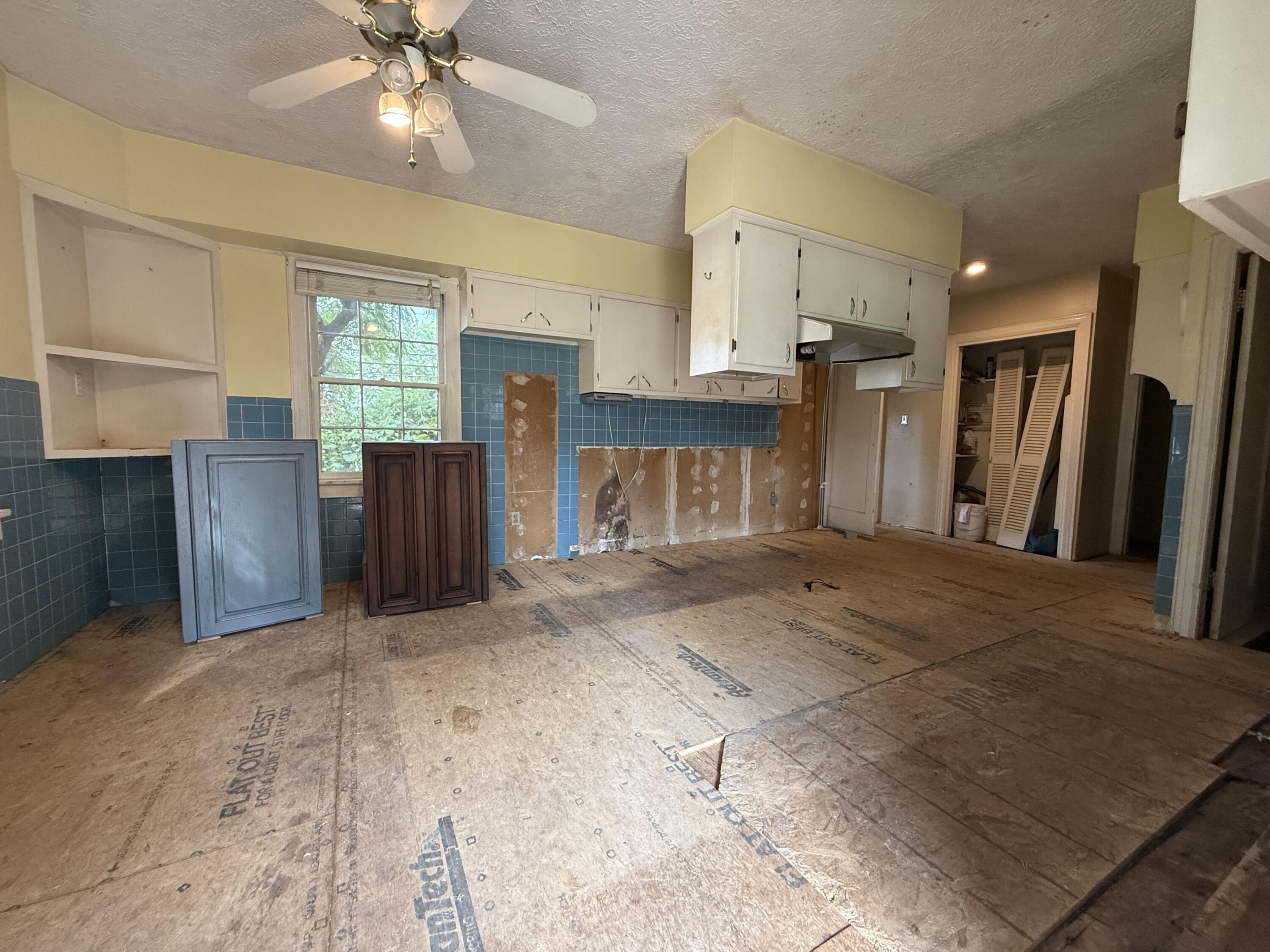 404 South 5th Street Property Photo 10