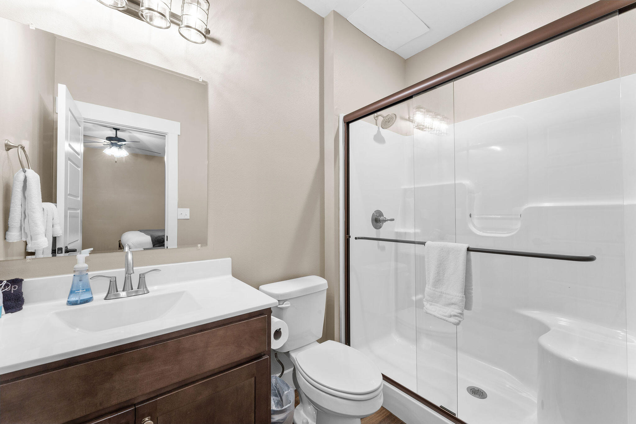 440 Lake Front Drive Property Photo 36