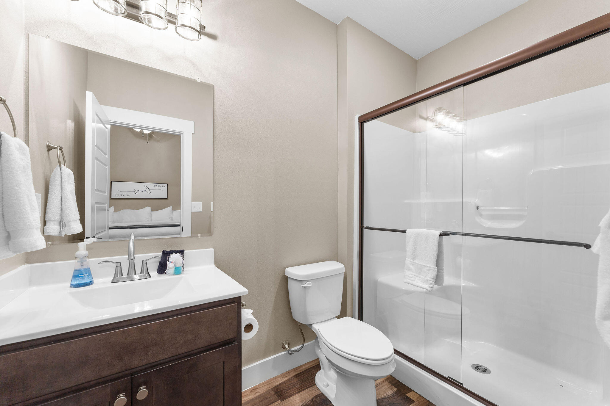 440 Lake Front Drive Property Photo 39