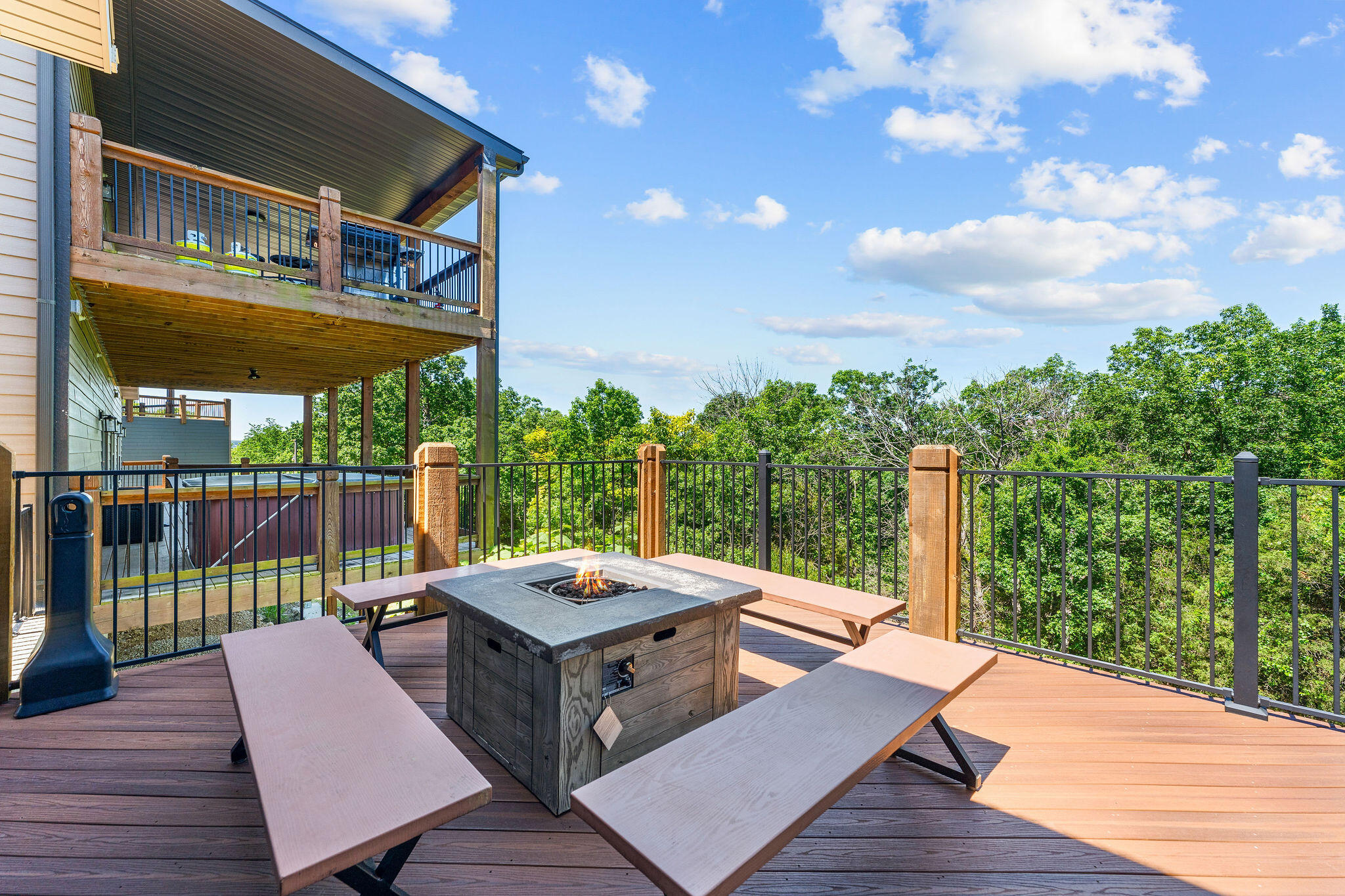 440 Lake Front Drive Property Photo 64