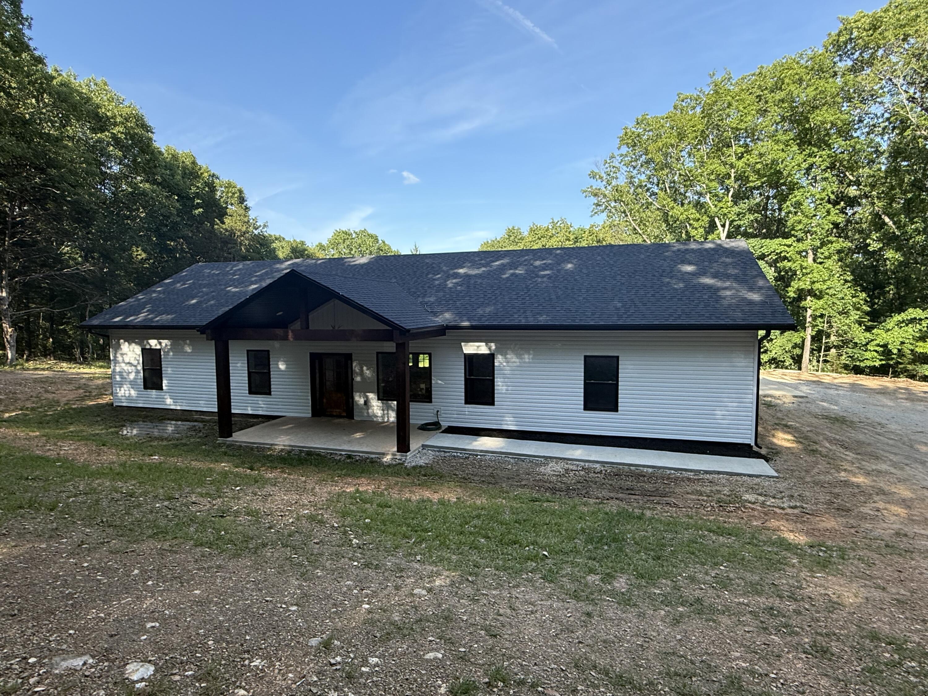 290 Mccord Bend Road Property Photo 1
