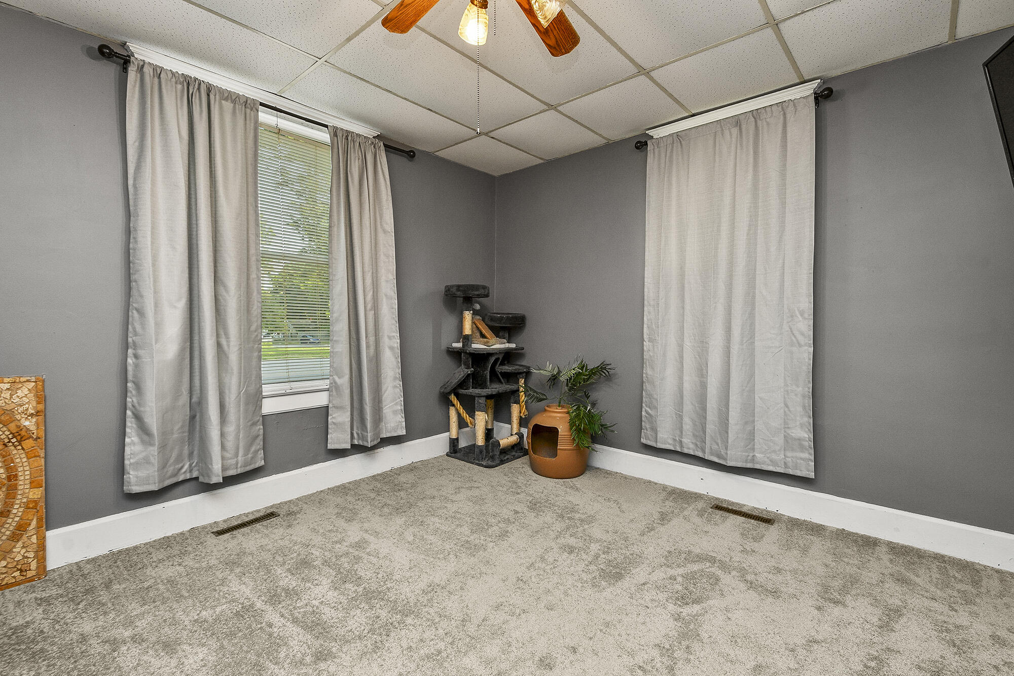2052 North Grant Avenue Property Photo 27