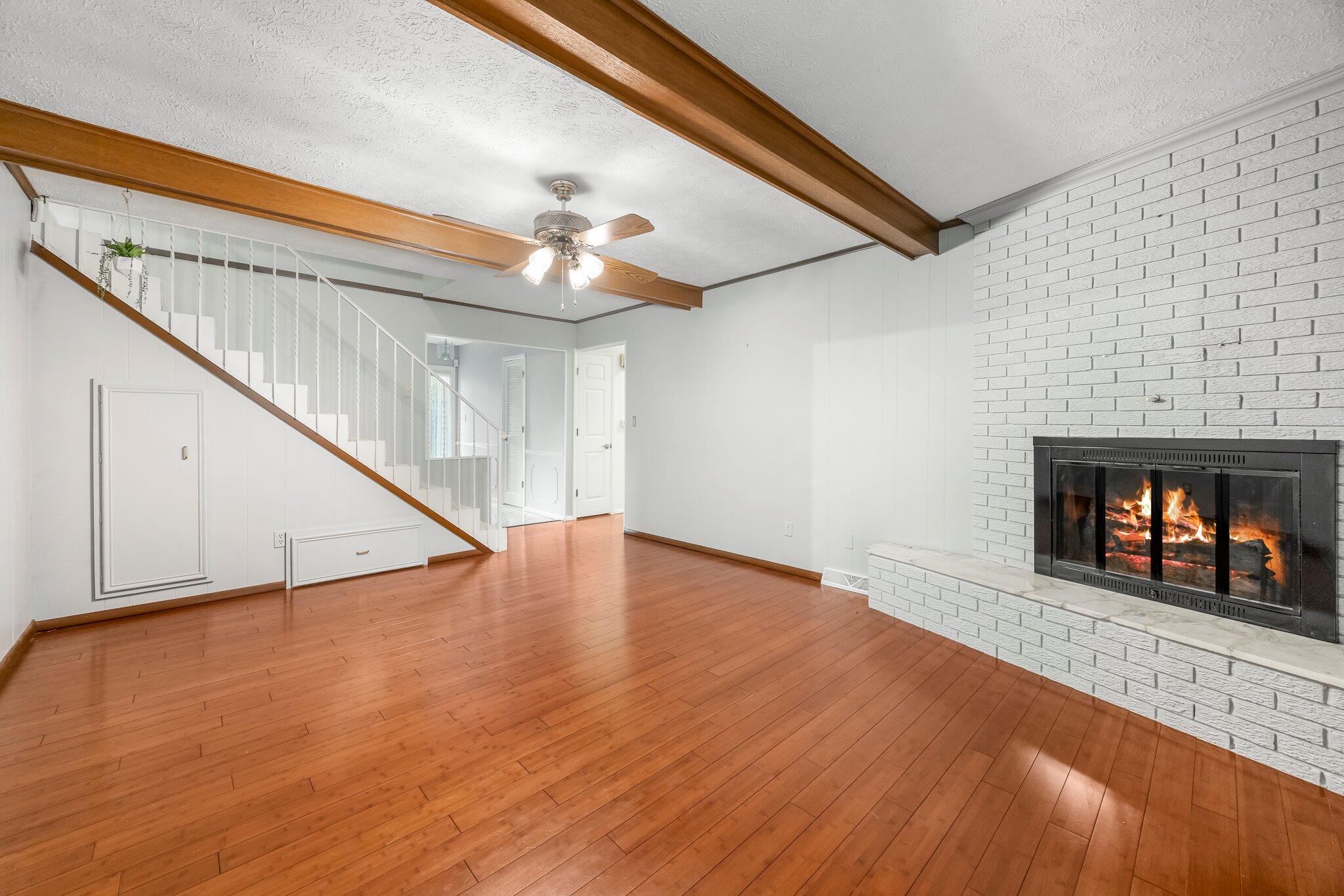 3145 South Glenhaven Avenue Property Photo 10
