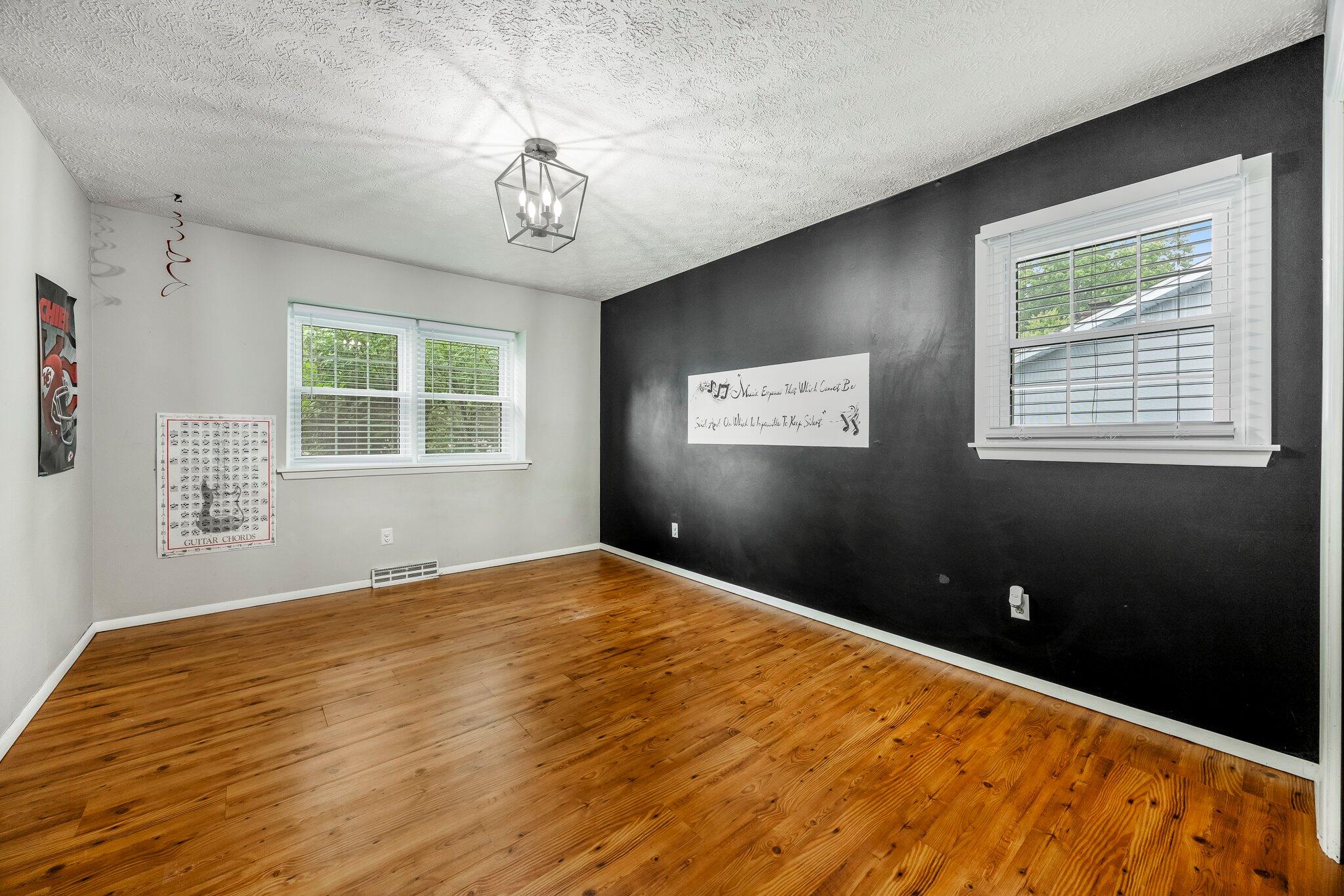 3145 South Glenhaven Avenue Property Photo 22