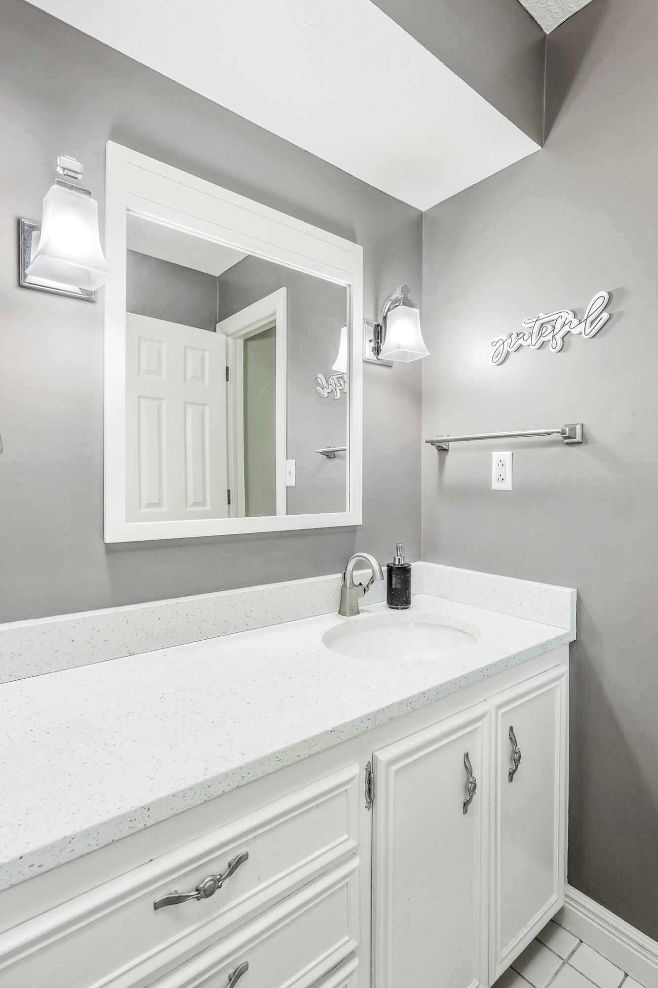 3145 South Glenhaven Avenue Property Photo 26