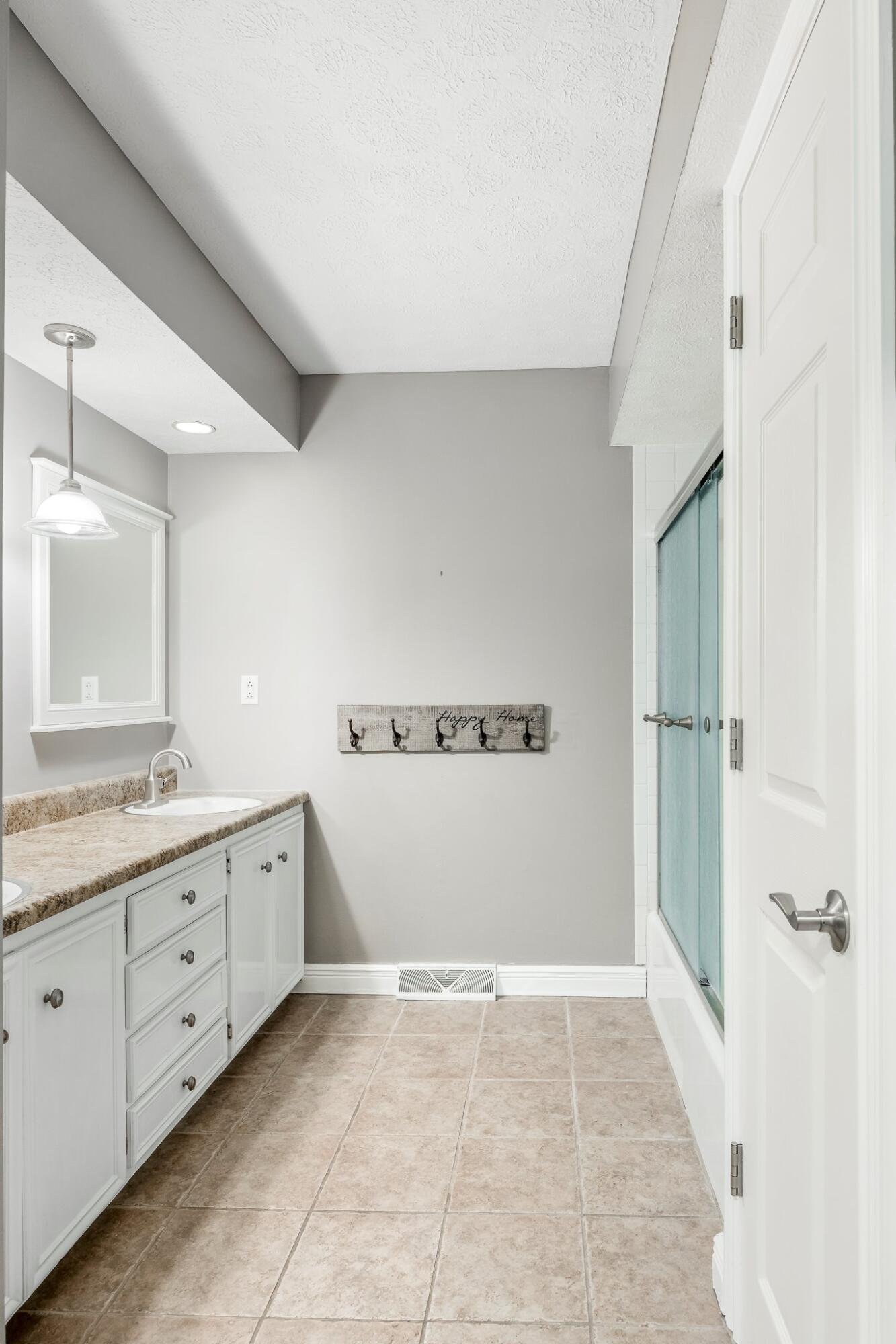 3145 South Glenhaven Avenue Property Photo 27