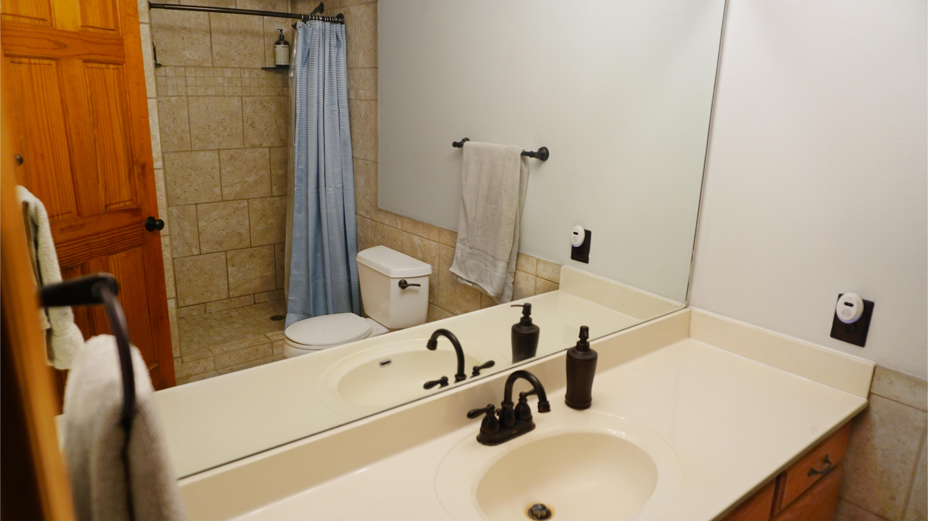 4287 Olga Road Property Photo 12