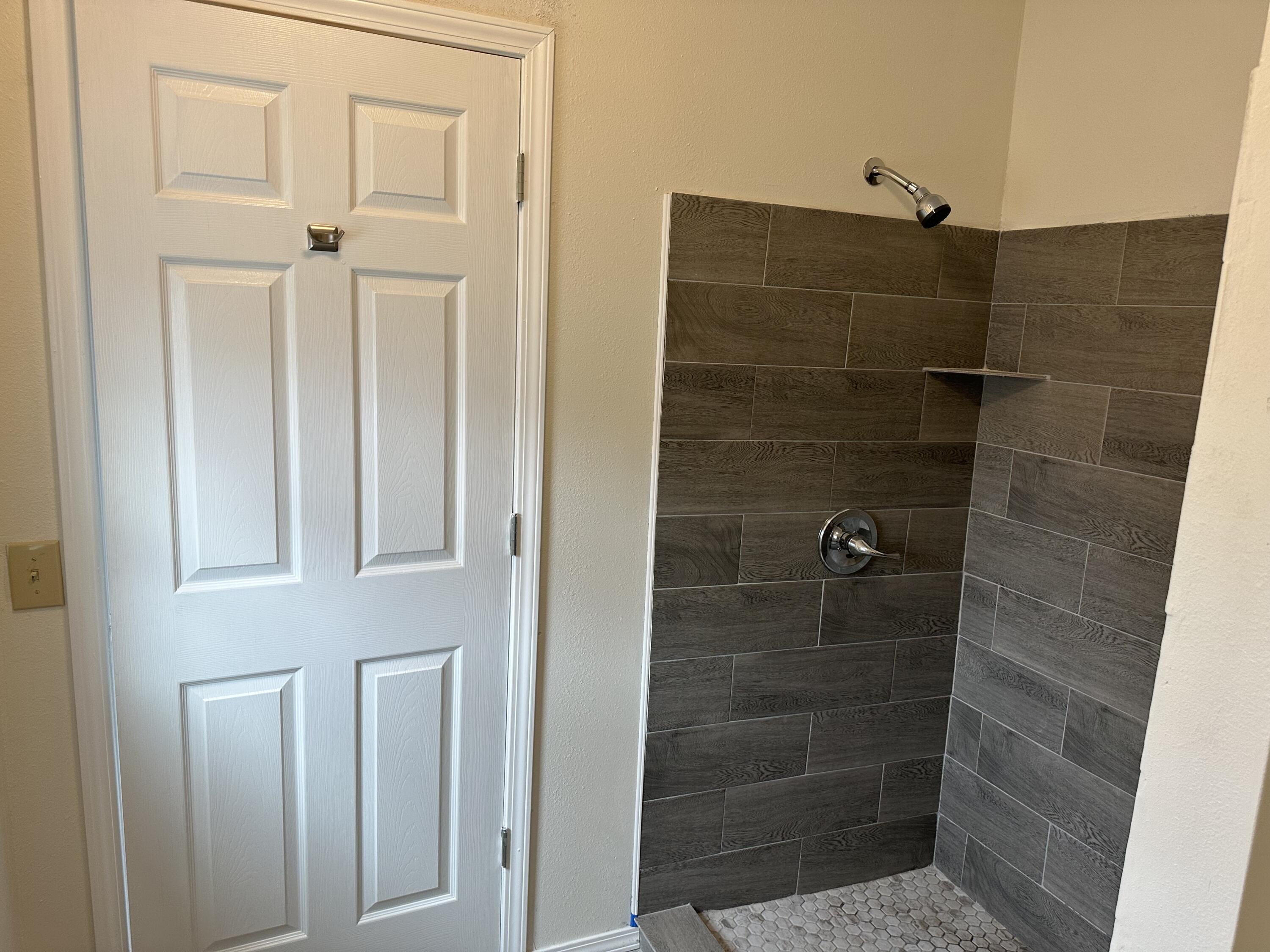 512 West Daugherty Street Property Photo 6