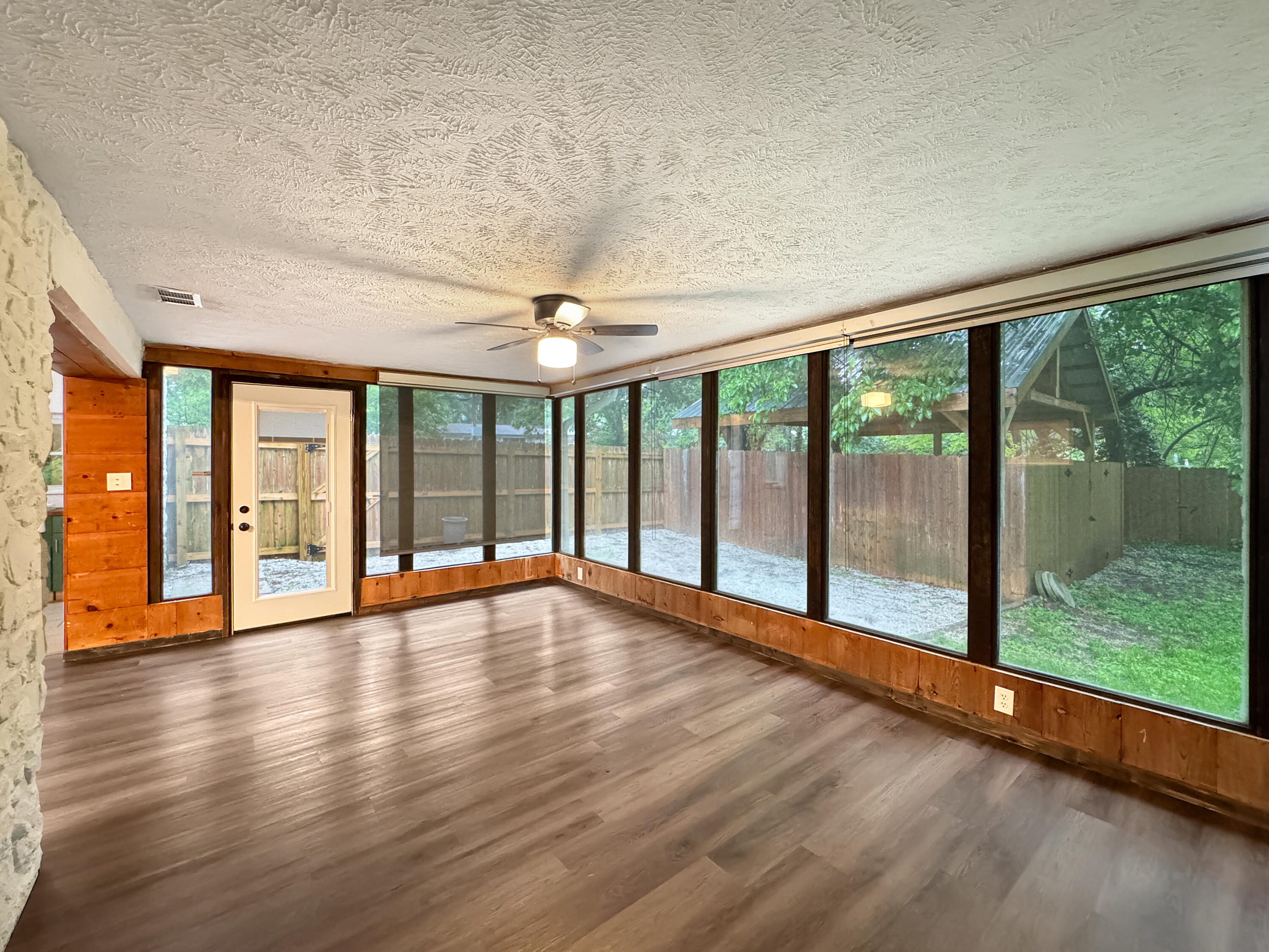2635 East Lombard Street Property Photo 6