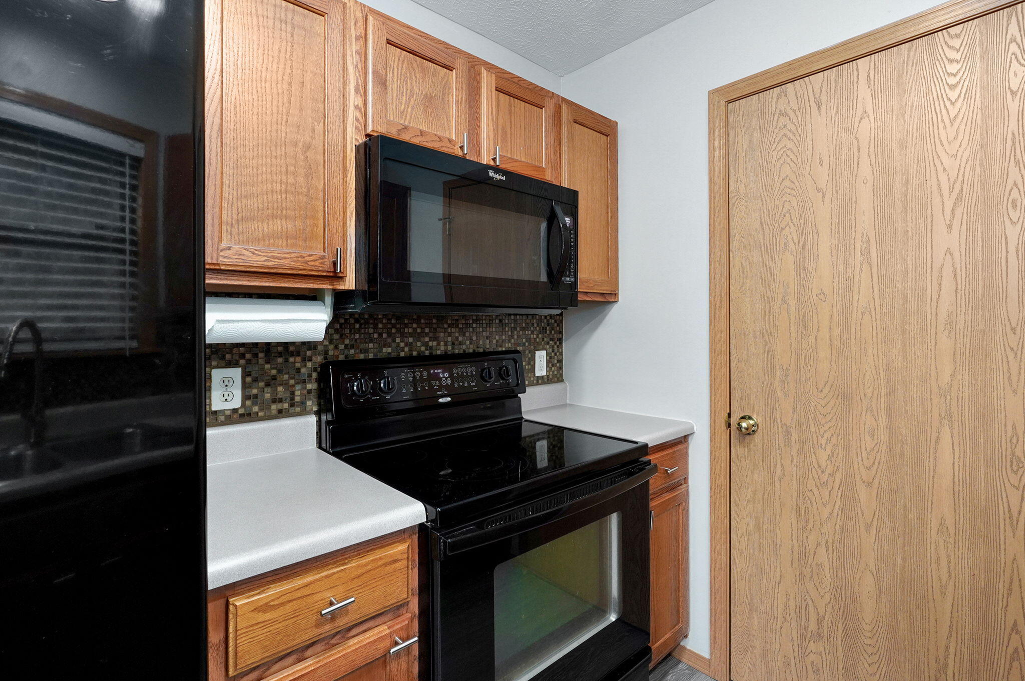 1106 North Hutchinson Avenue Property Photo 9