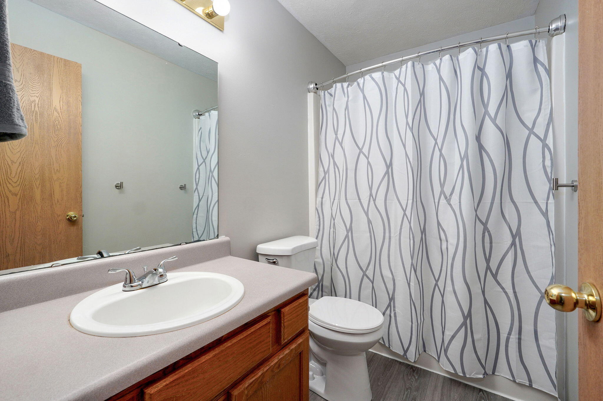 1106 North Hutchinson Avenue Property Photo 18