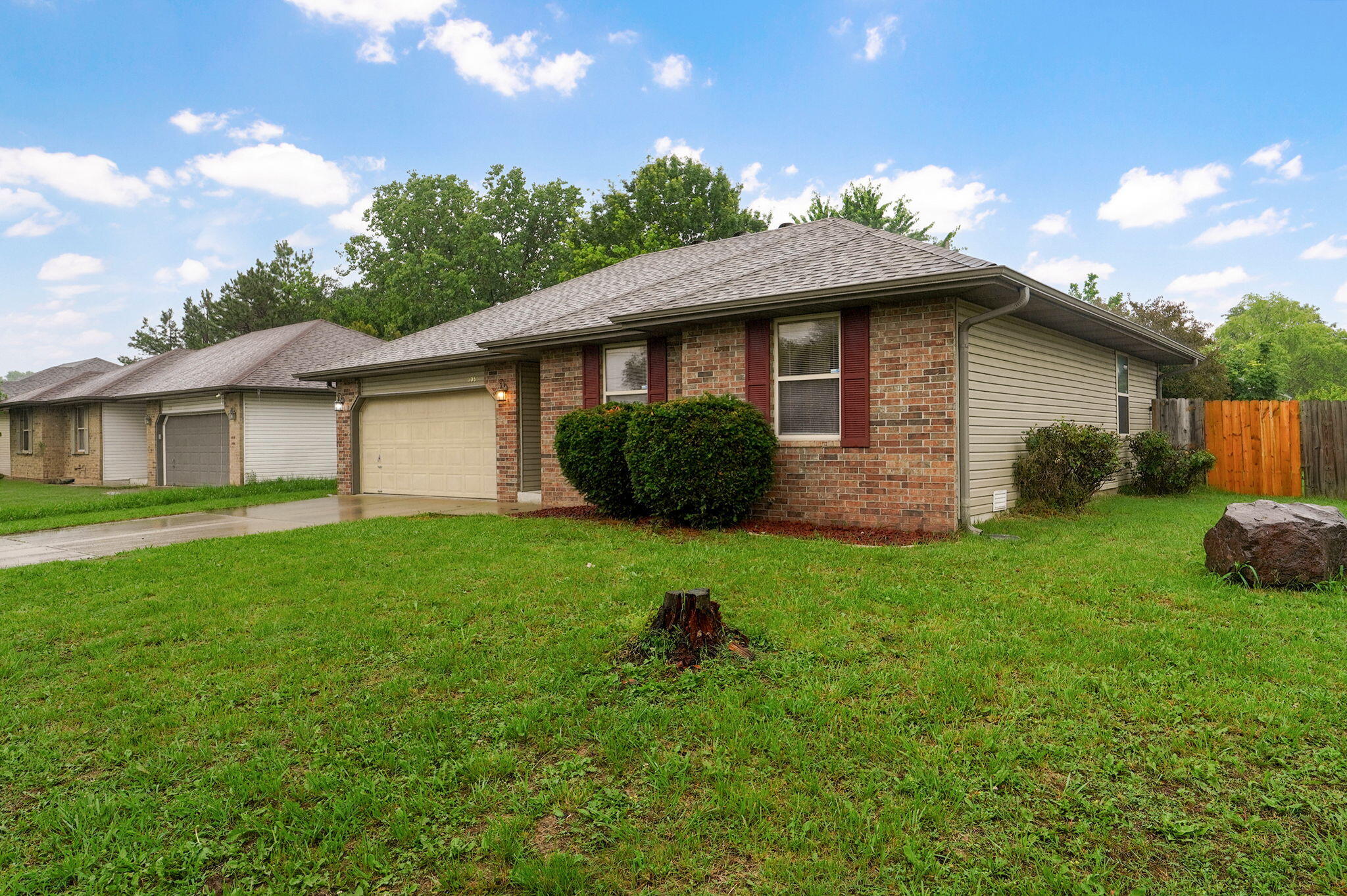 1106 North Hutchinson Avenue Property Photo 28