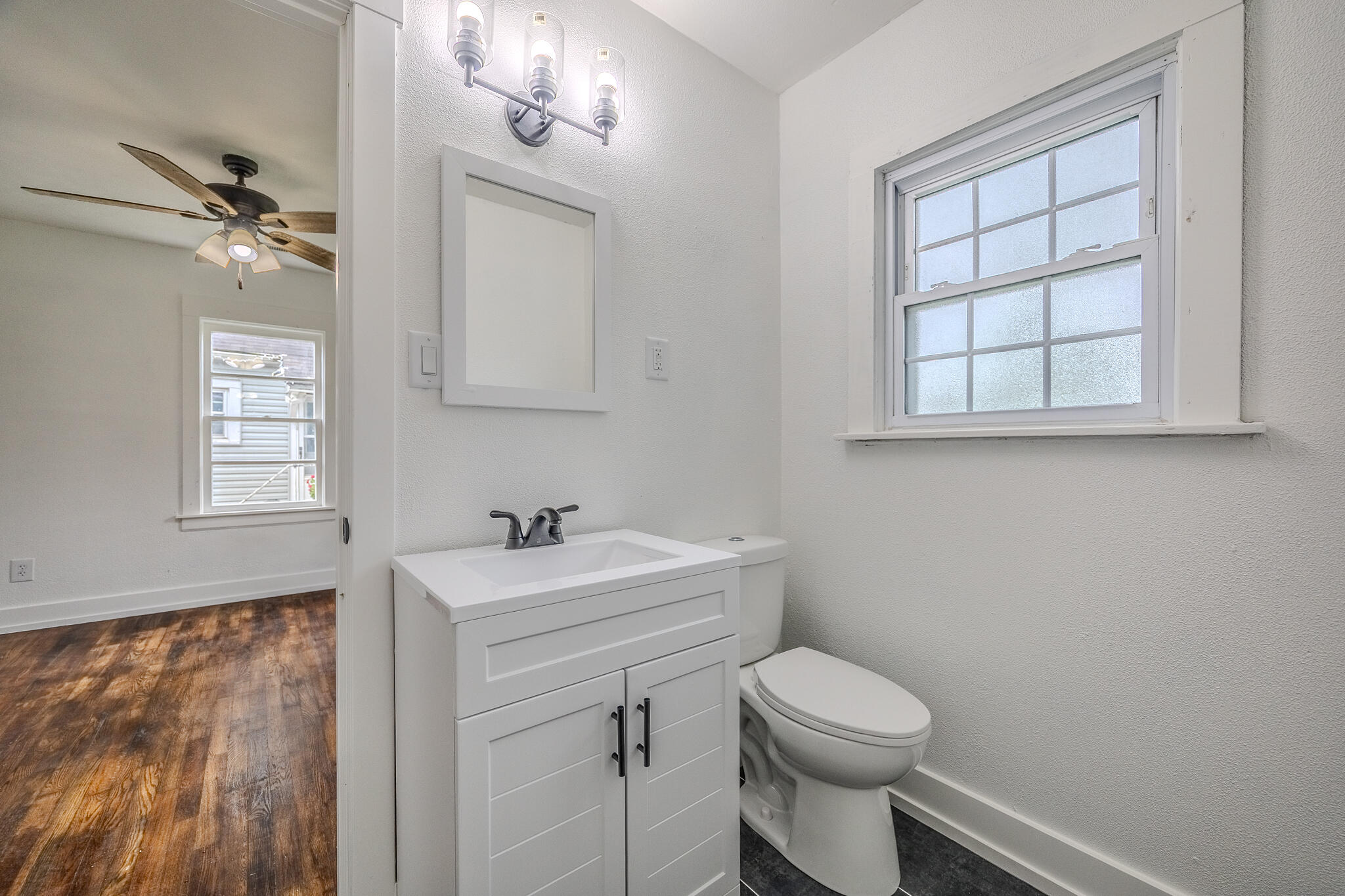 207 North Forest Avenue Property Photo 14