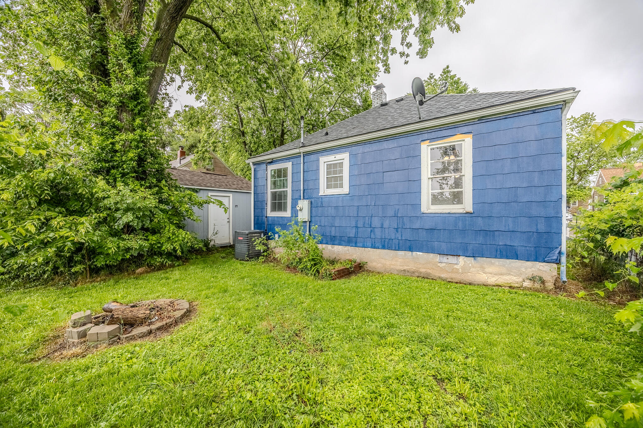 207 North Forest Avenue Property Photo 22