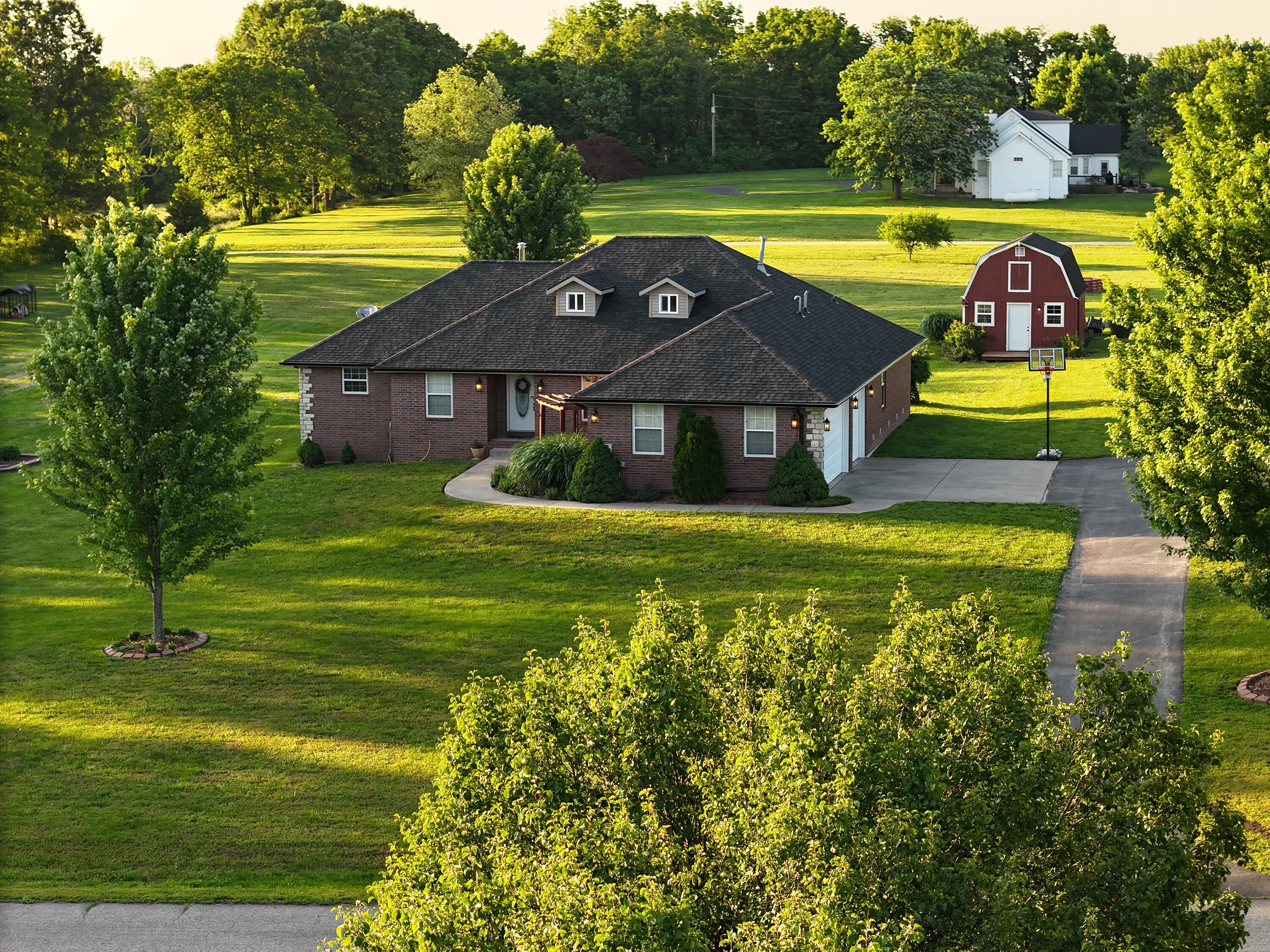 133 Autumn Maple Property Photo 1