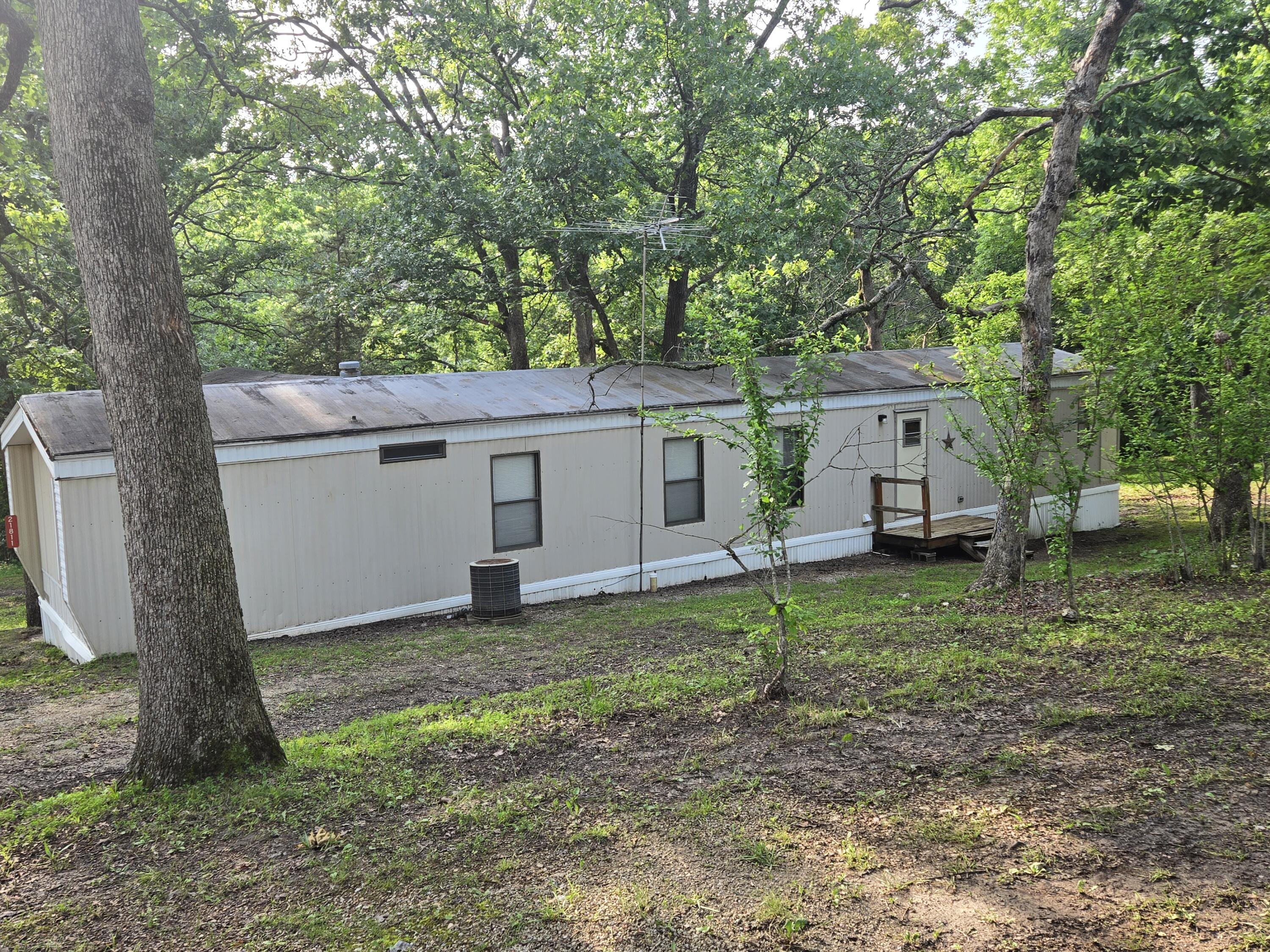 21811 Feather Road Property Photo 7