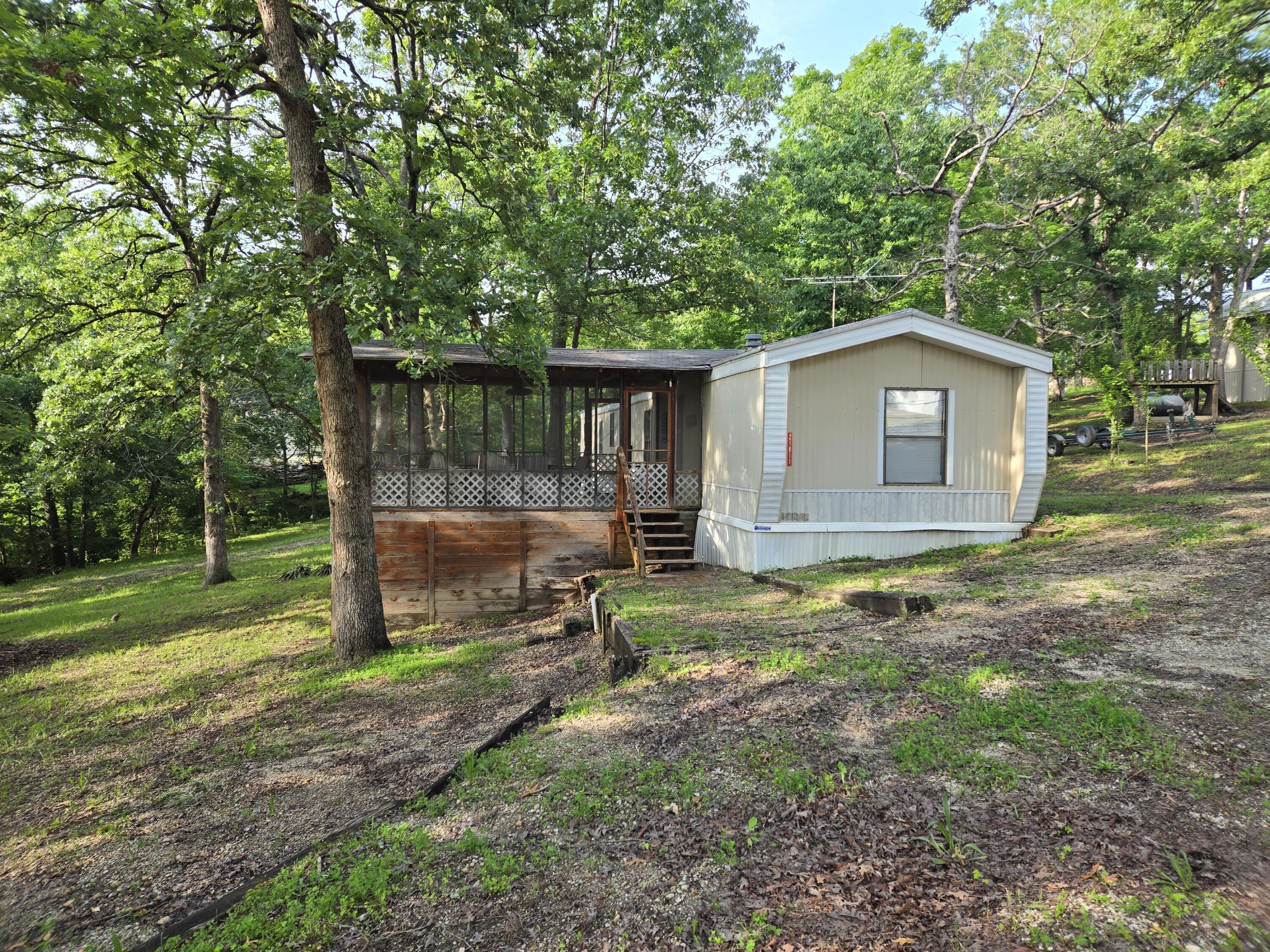 21811 Feather Road Property Photo 9