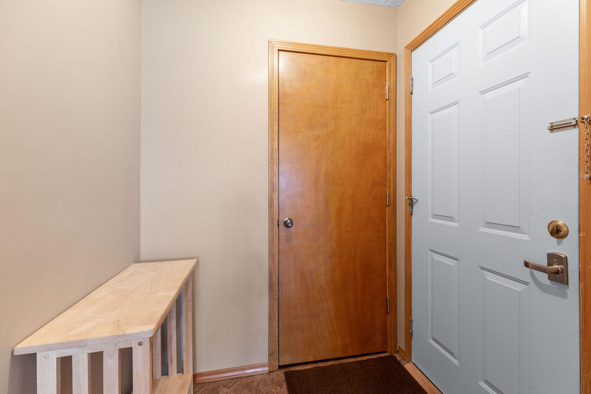 550 Notch Lane Property Photo 5