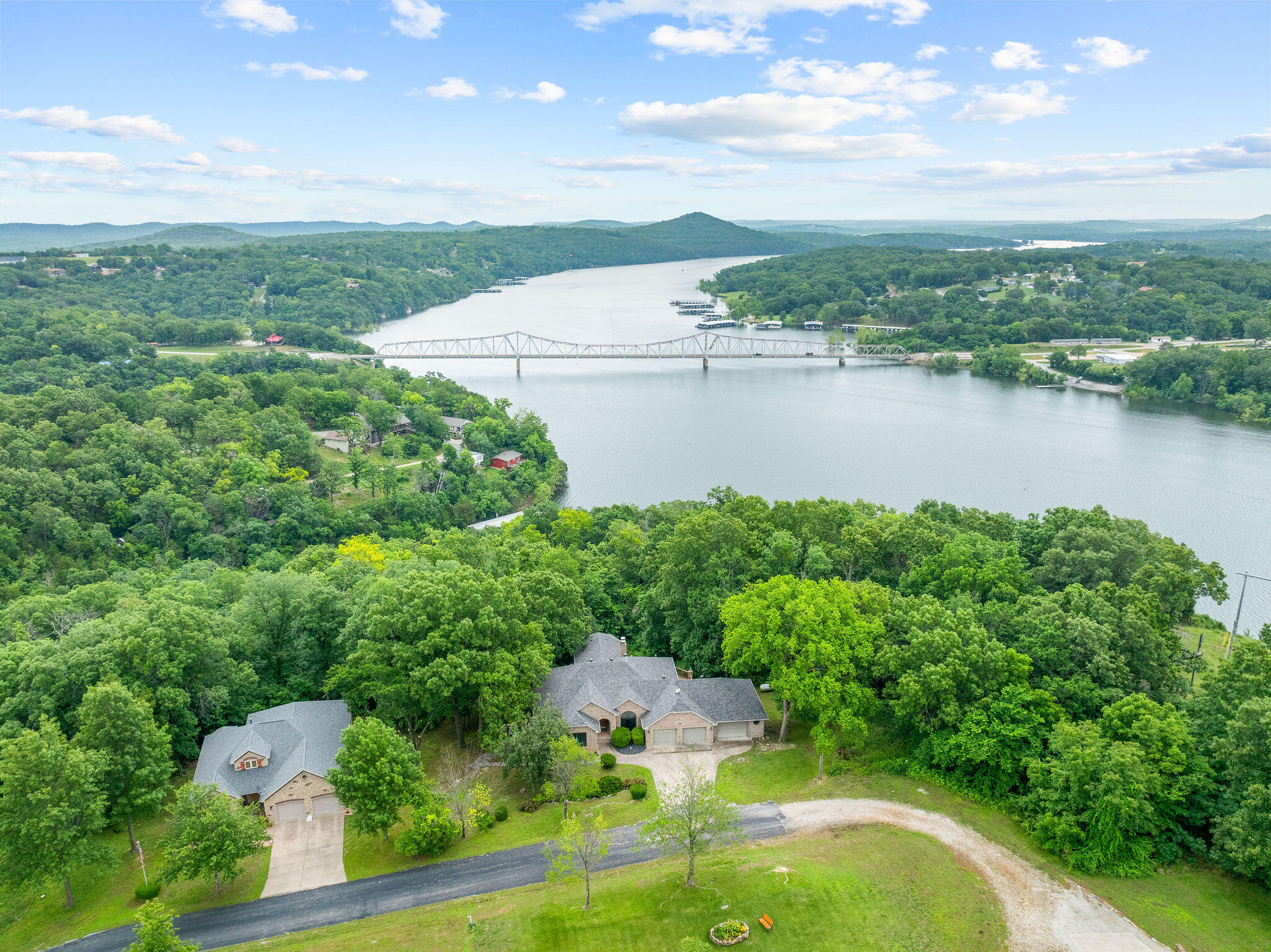 25158 Autumn View Drive Property Photo 3