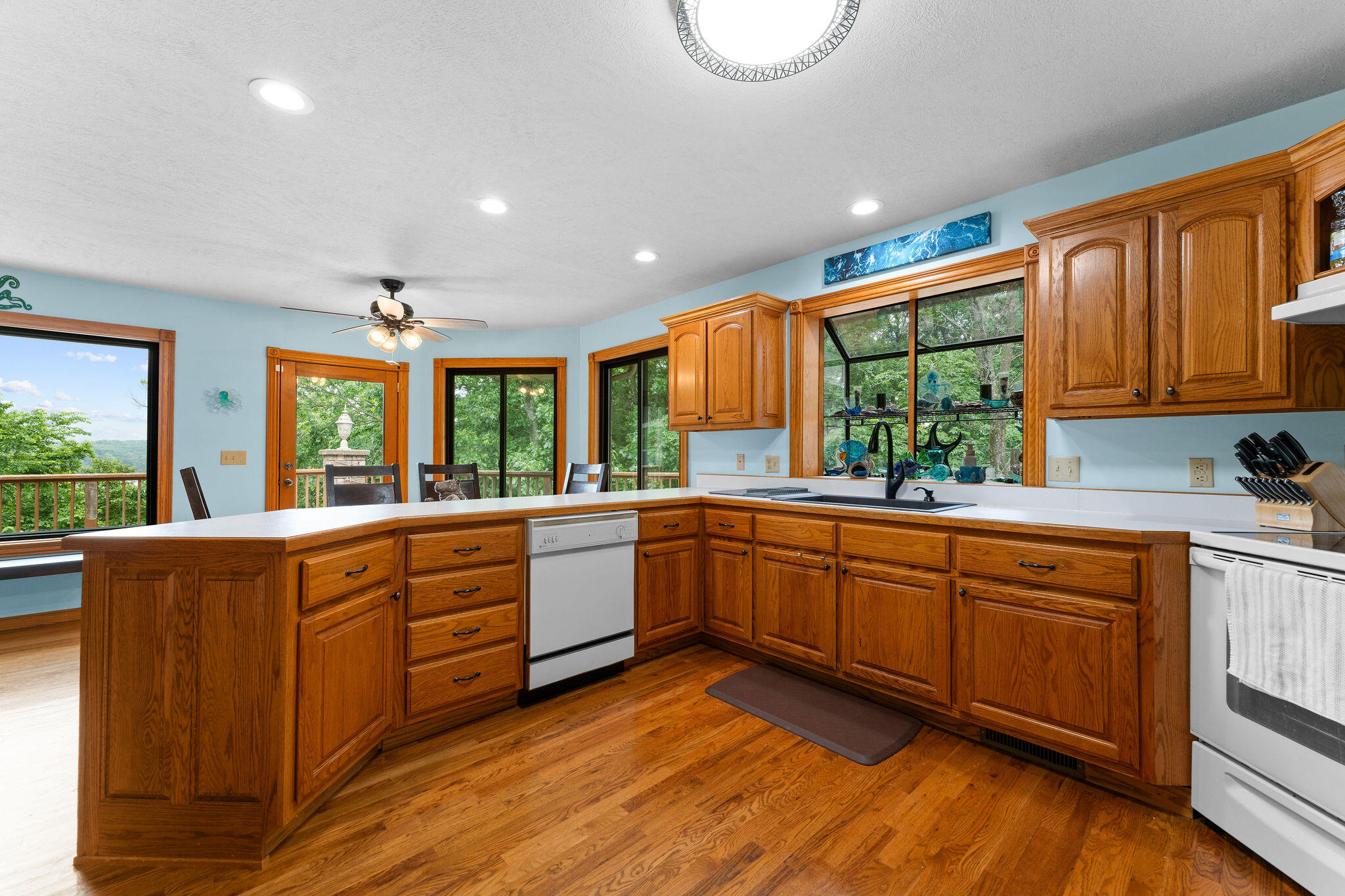 25158 Autumn View Drive Property Photo 29