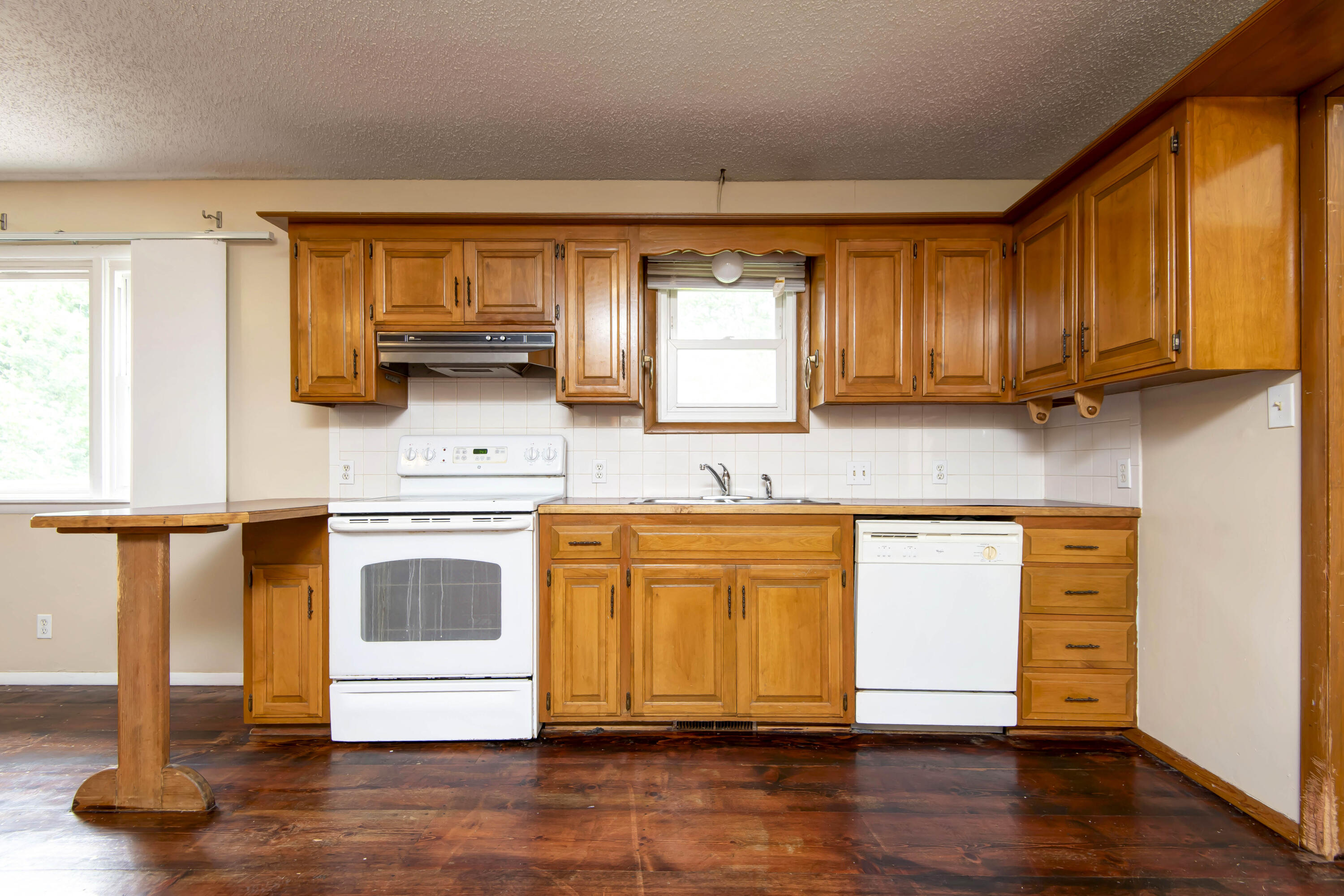 801 North 11th Avenue Property Photo 9