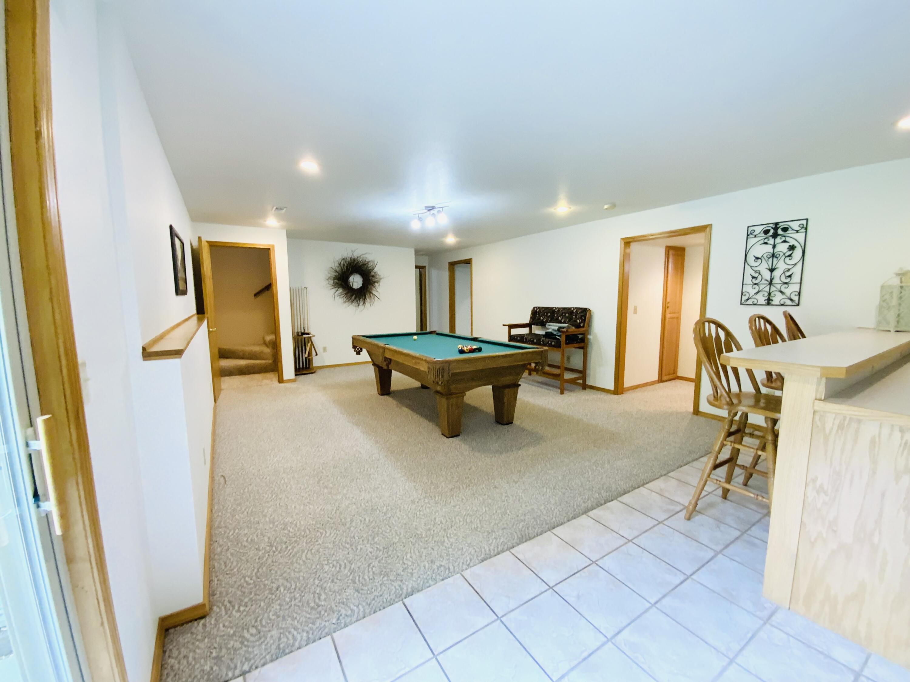 540 South Hickory Drive Property Photo 3