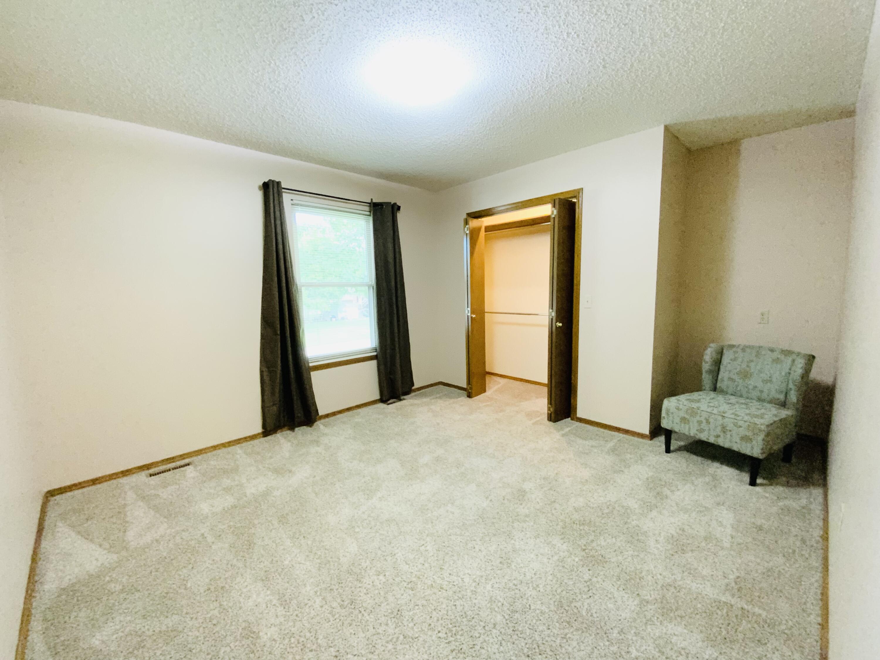 540 South Hickory Drive Property Photo 16
