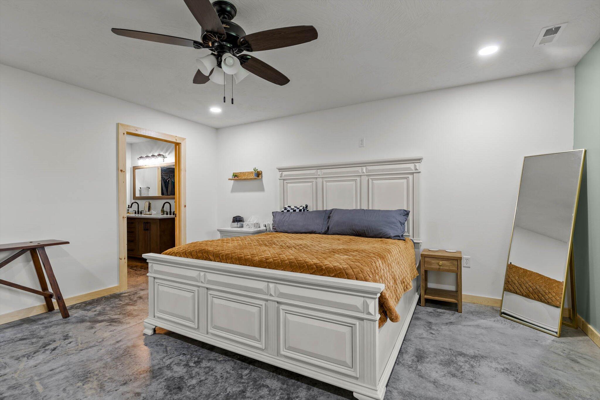 1155 Quail Spur Road Property Photo 13