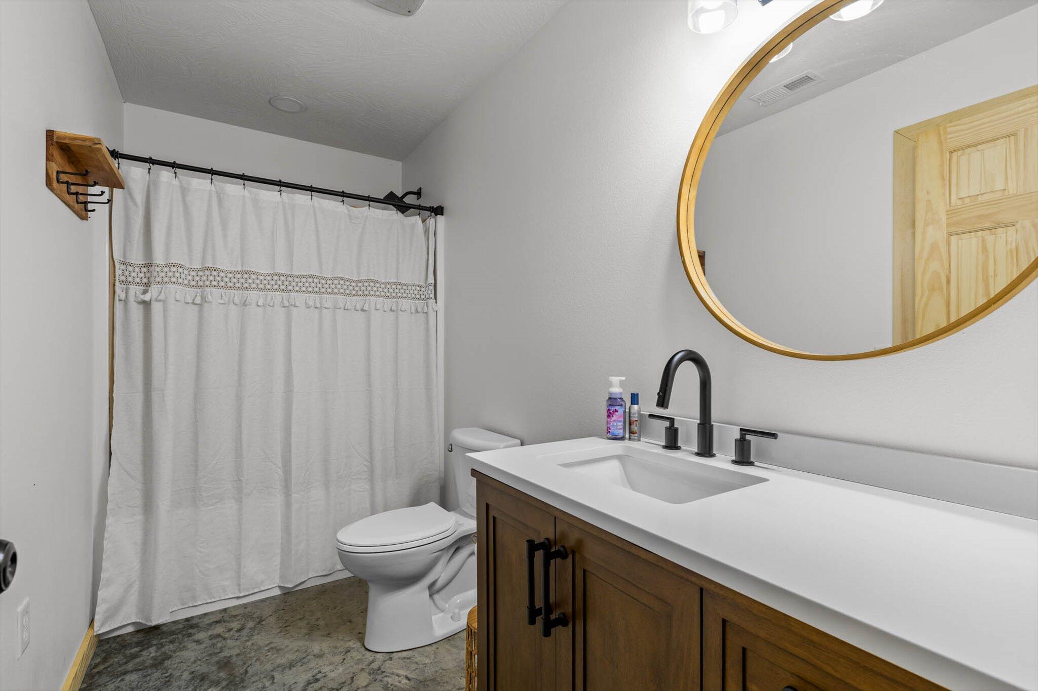 1155 Quail Spur Road Property Photo 18
