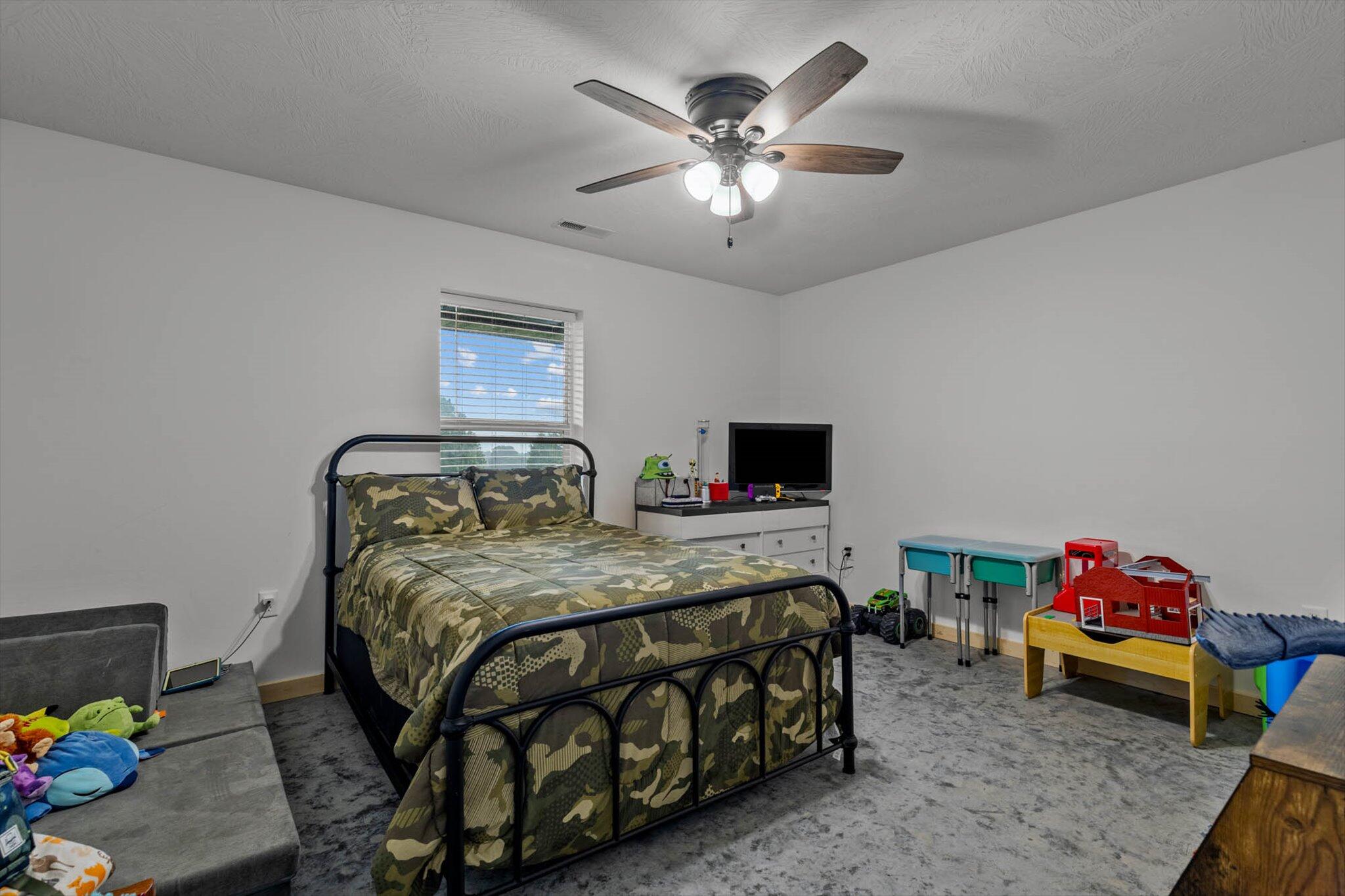 1155 Quail Spur Road Property Photo 19