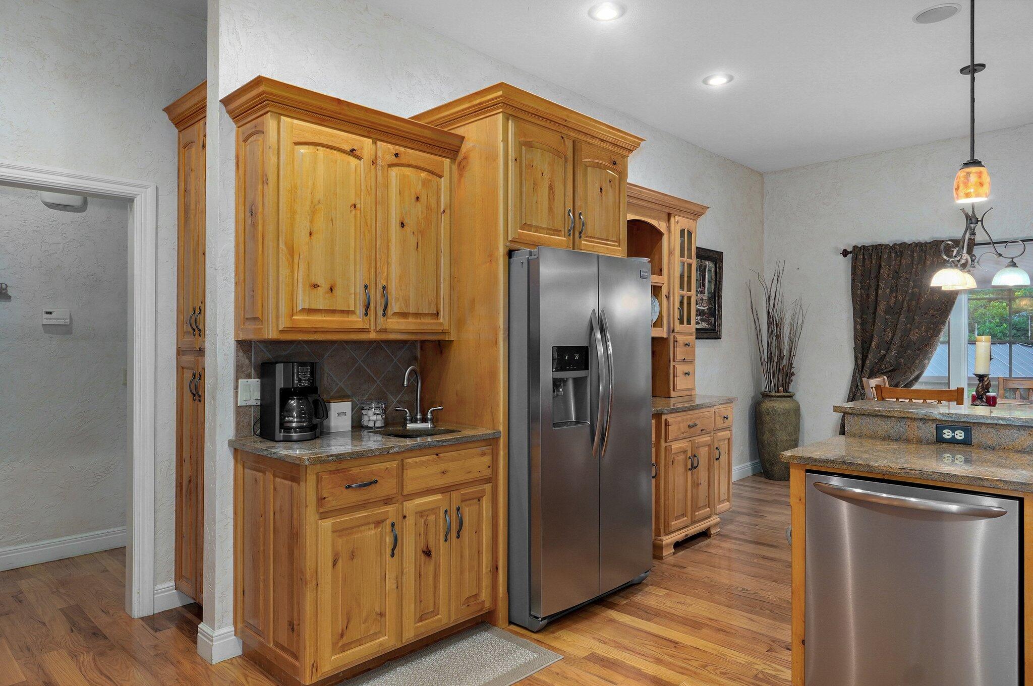 3954 East Wilshire Street Property Photo 20
