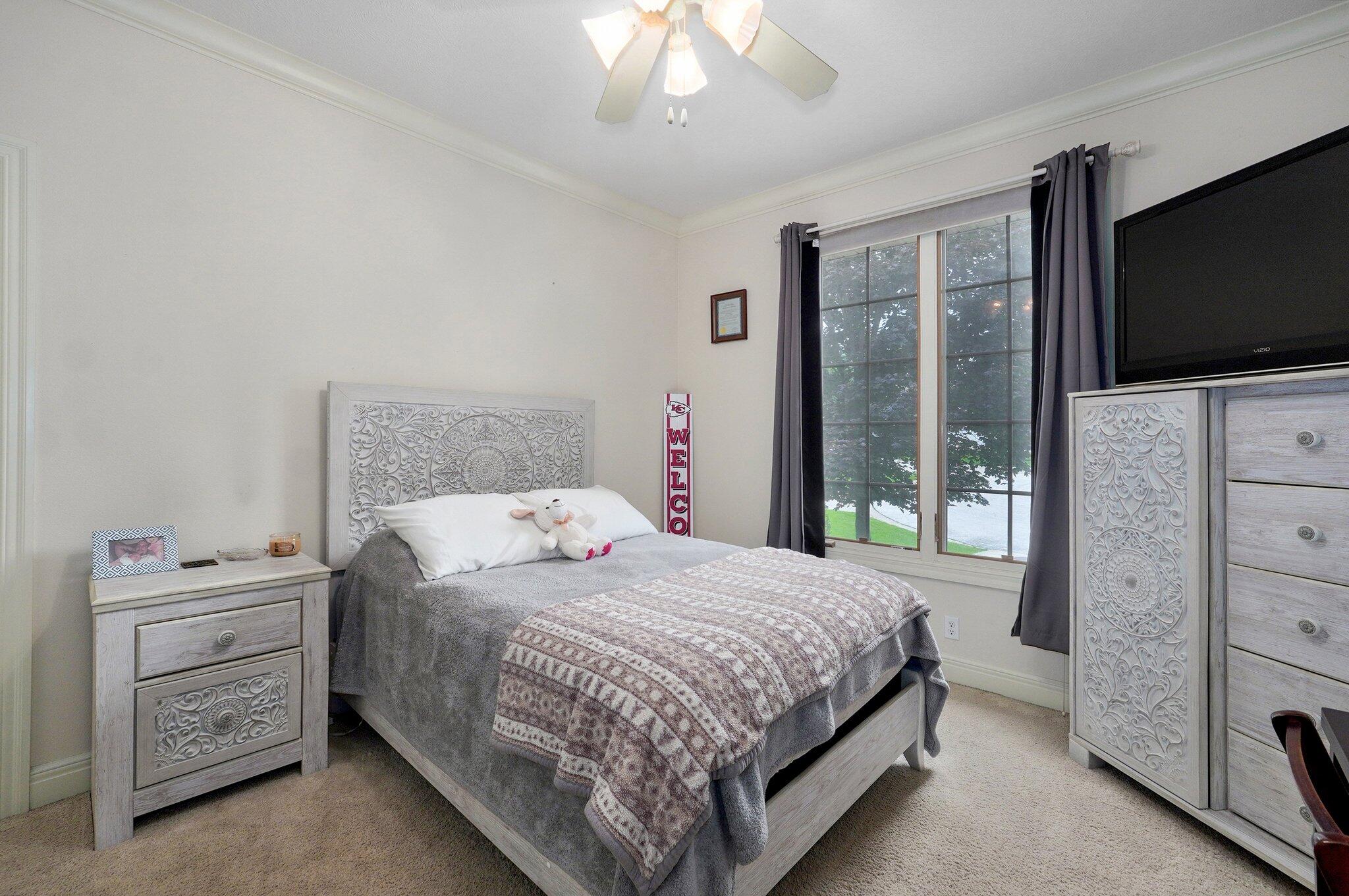 3954 East Wilshire Street Property Photo 29