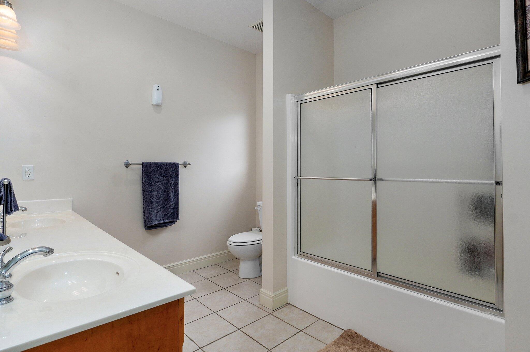 3954 East Wilshire Street Property Photo 30