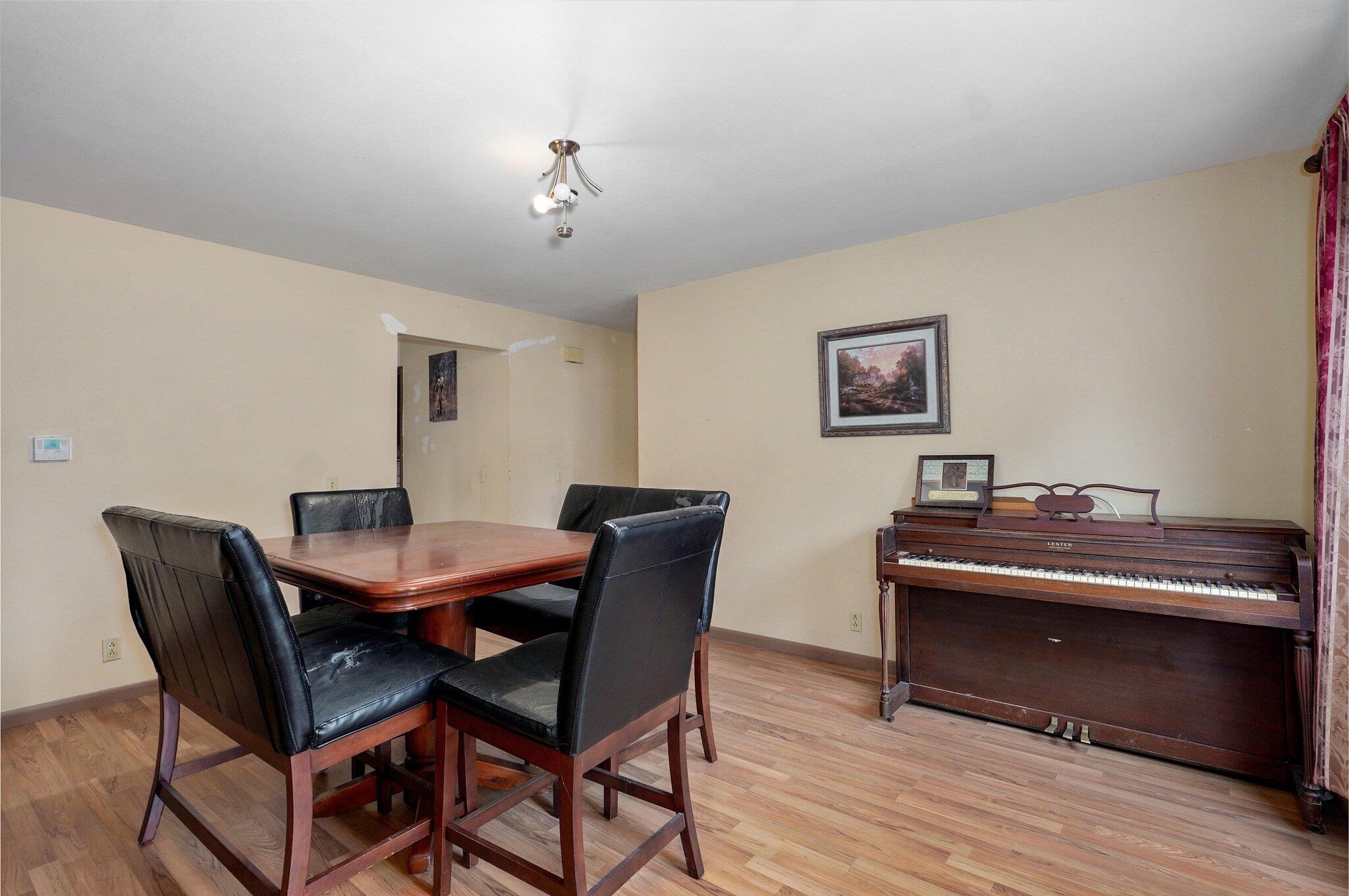 917 Wood Street Property Photo 11