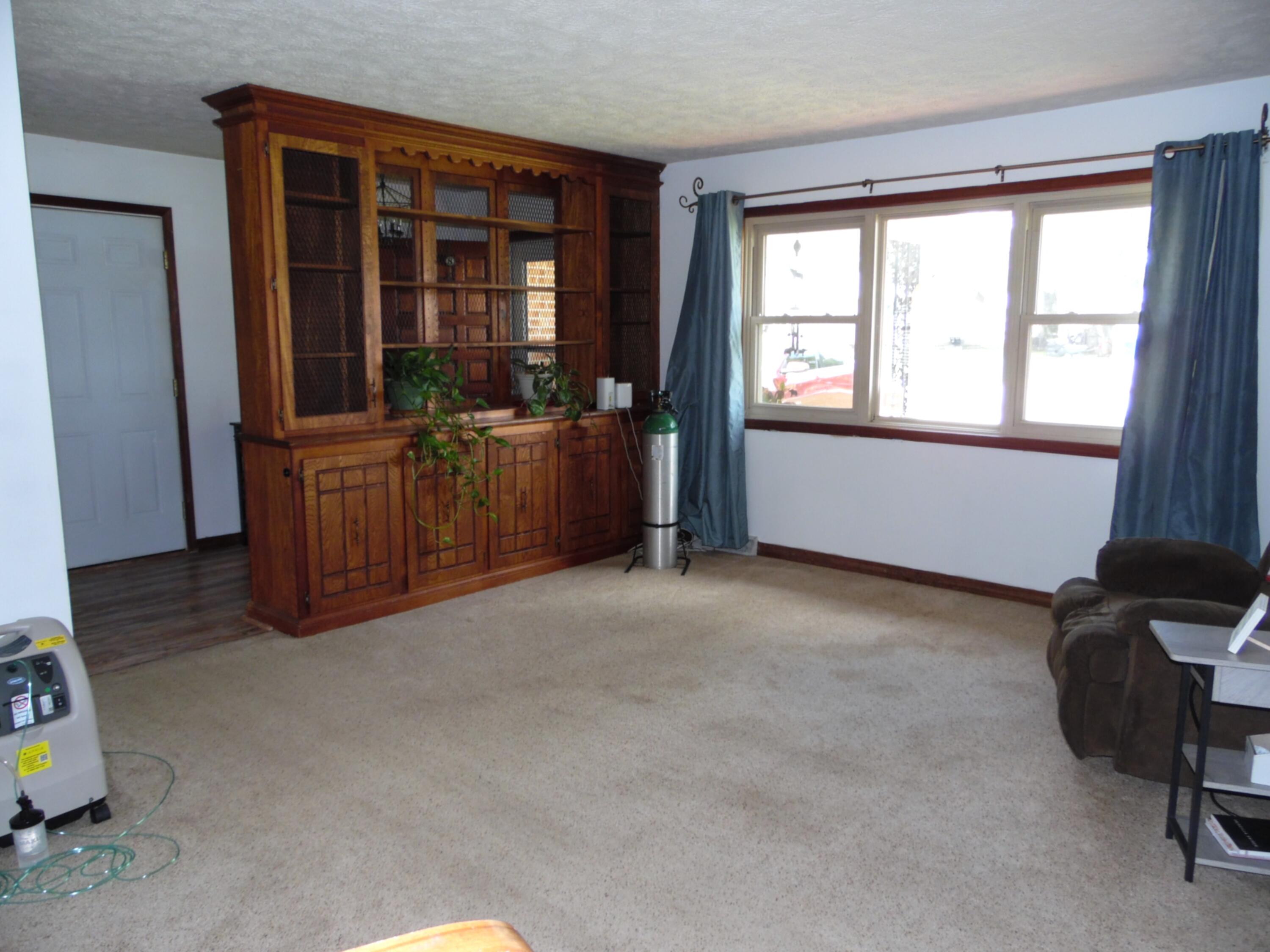 320 West Charles Street Property Photo 3