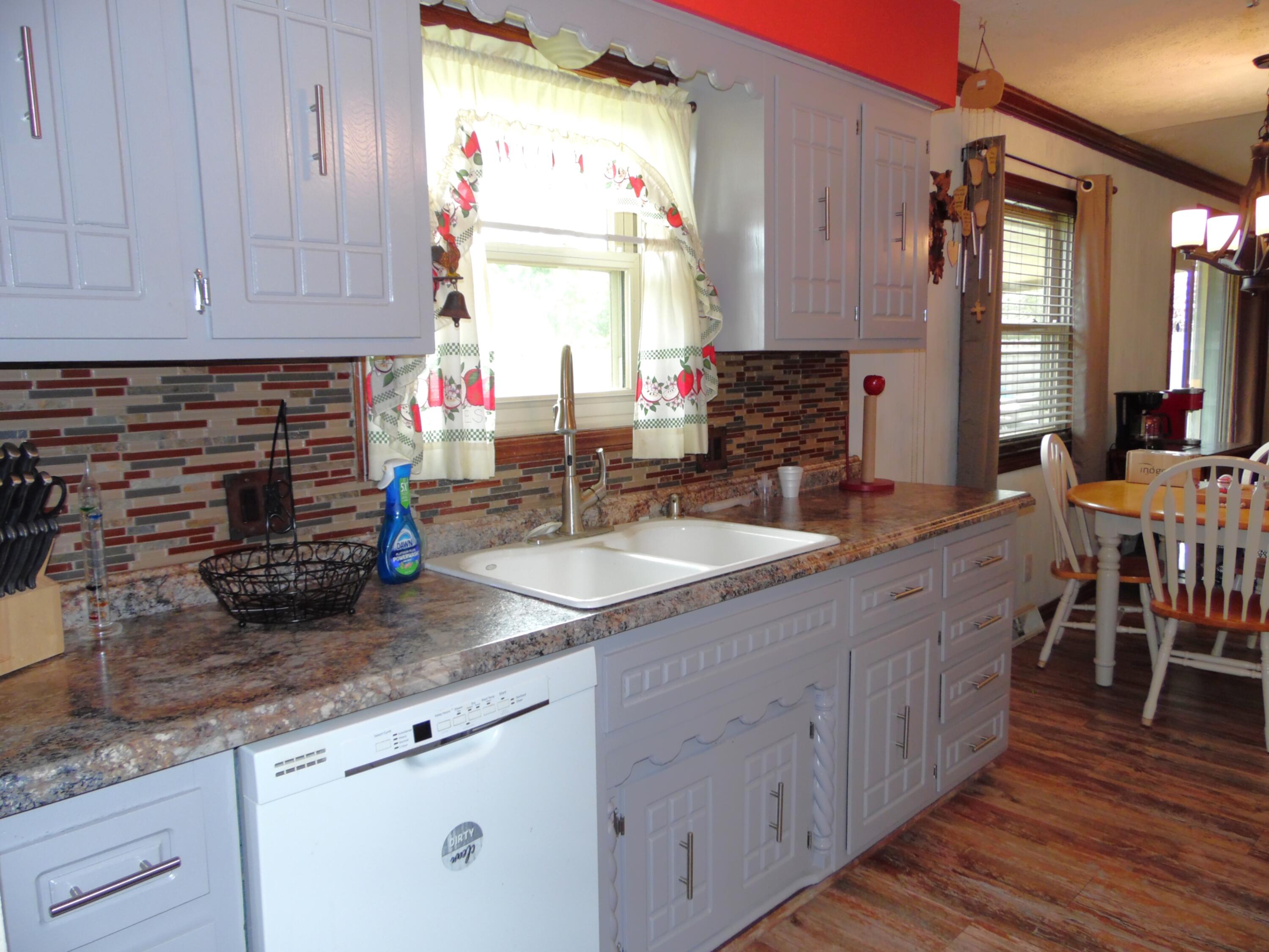 320 West Charles Street Property Photo 8