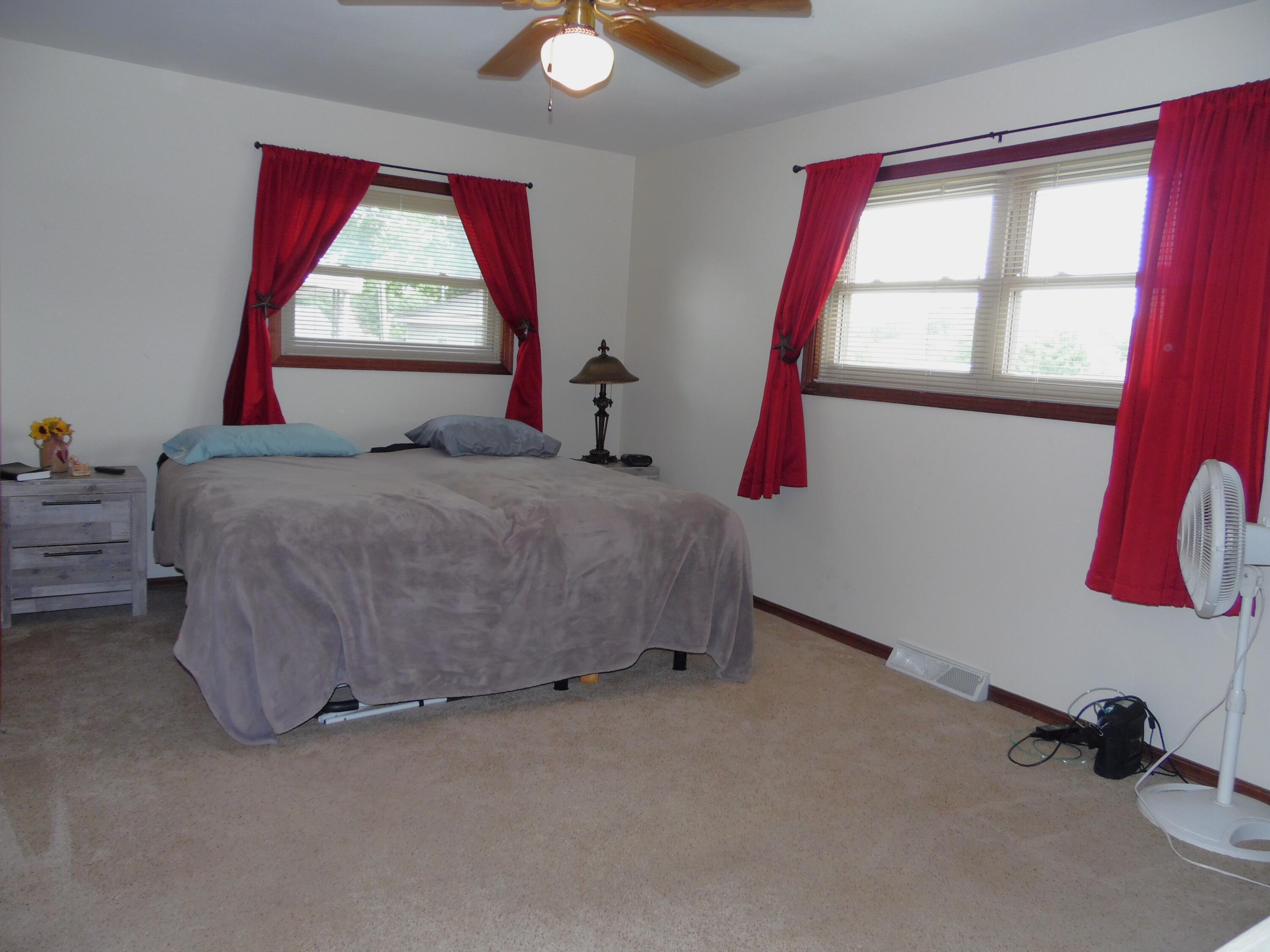 320 West Charles Street Property Photo 17