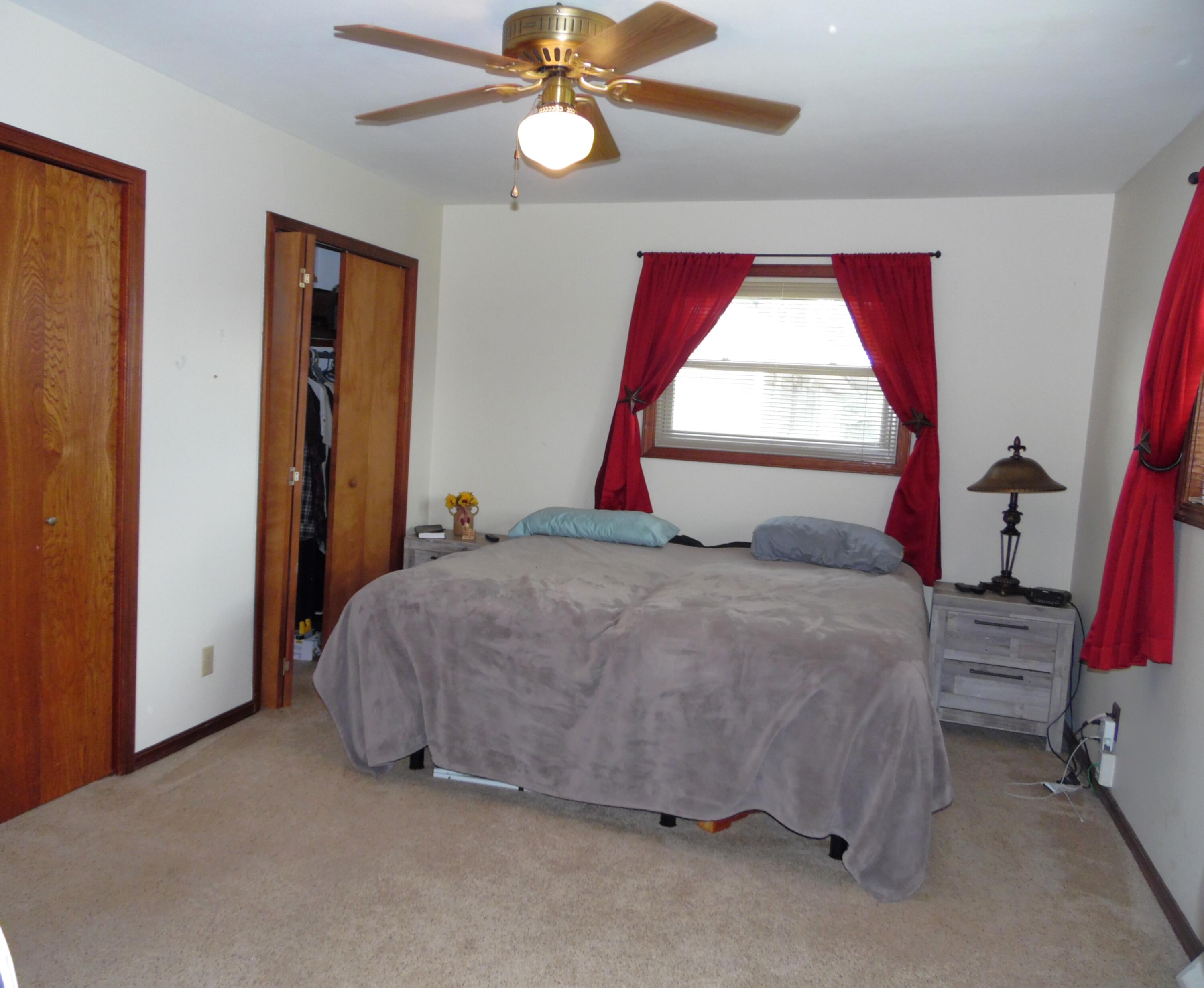 320 West Charles Street Property Photo 18