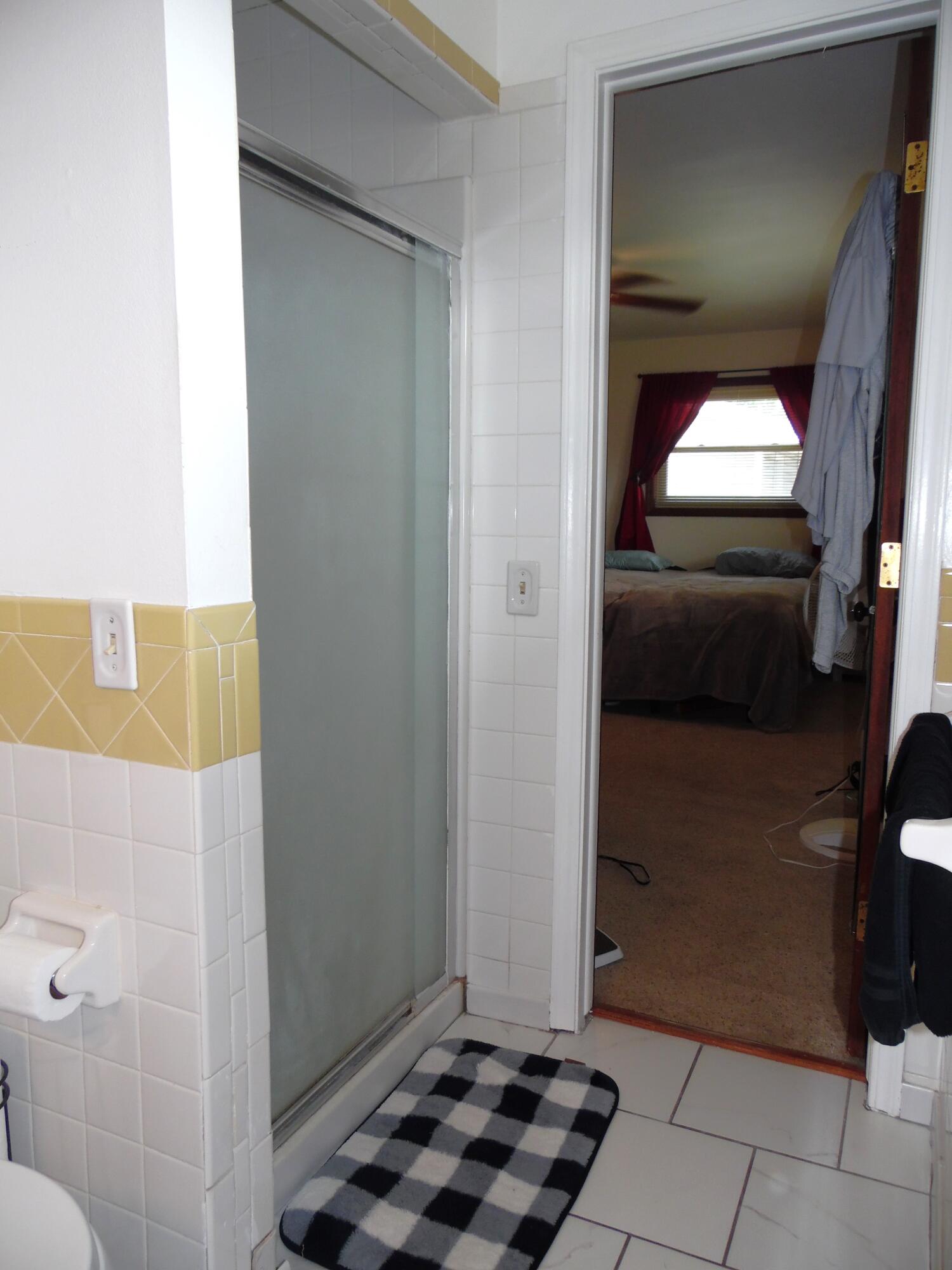 320 West Charles Street Property Photo 21