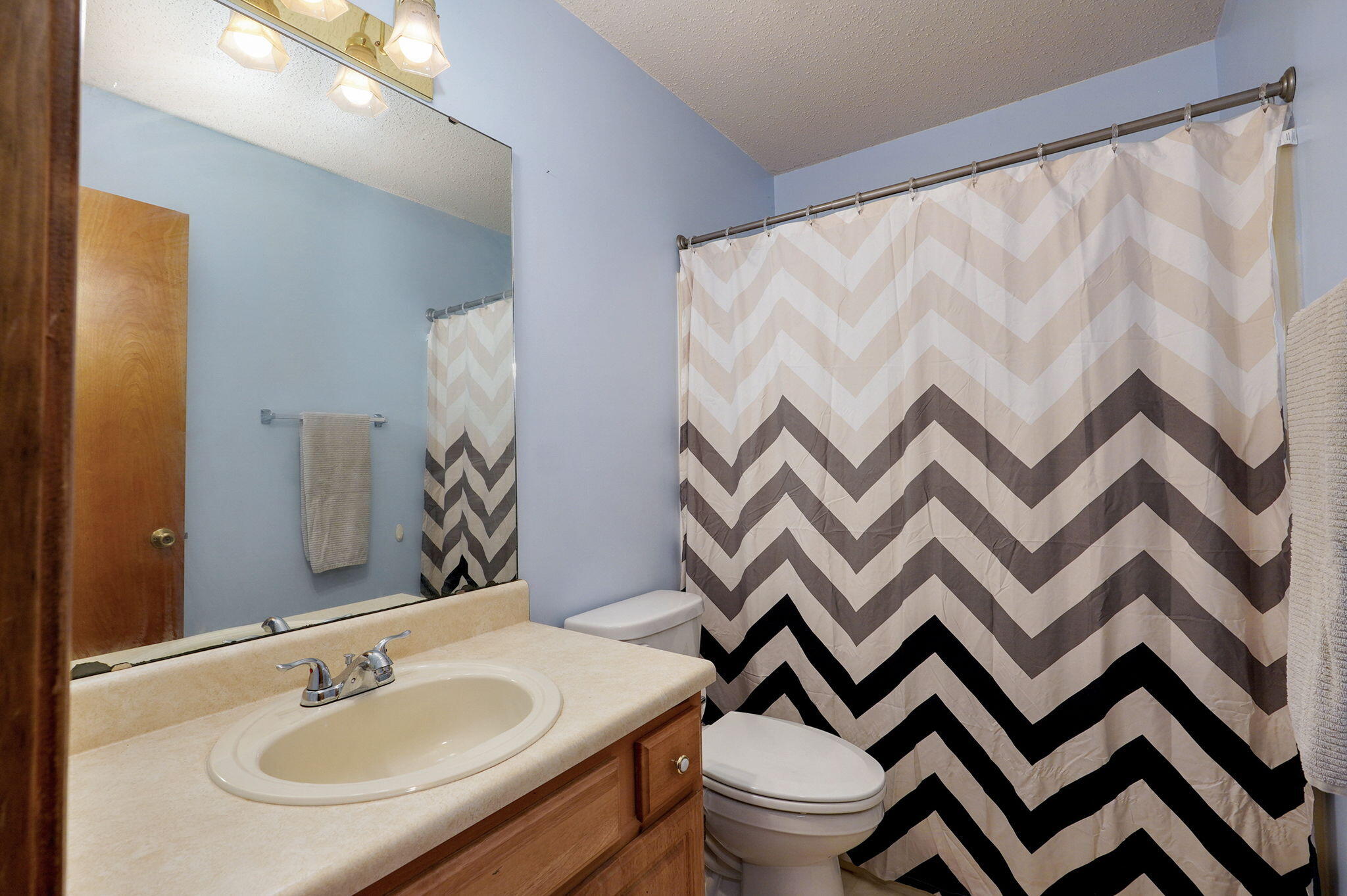 3357 West Rockwood Street Property Photo 10