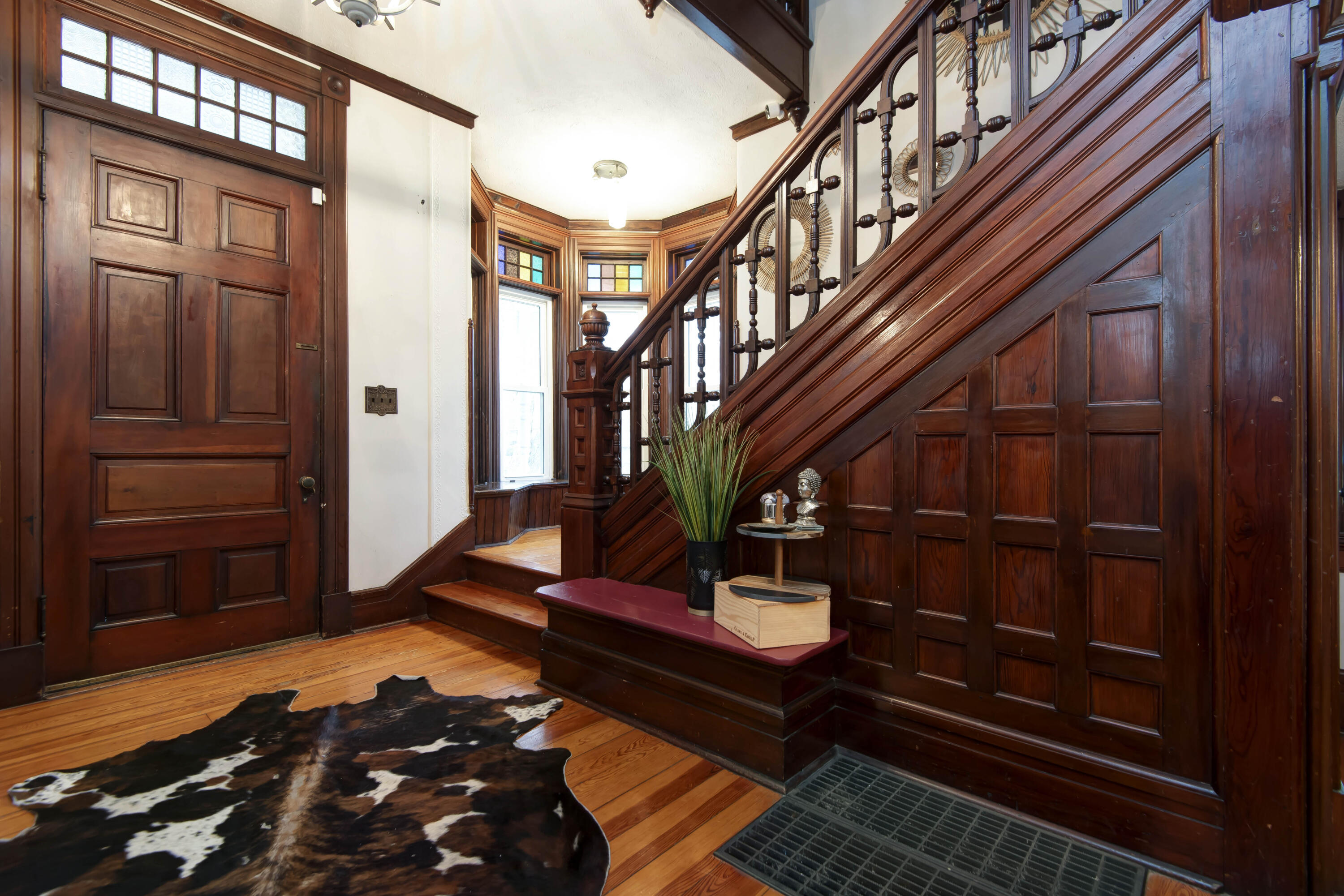 1435 East Walnut Street Property Photo 2