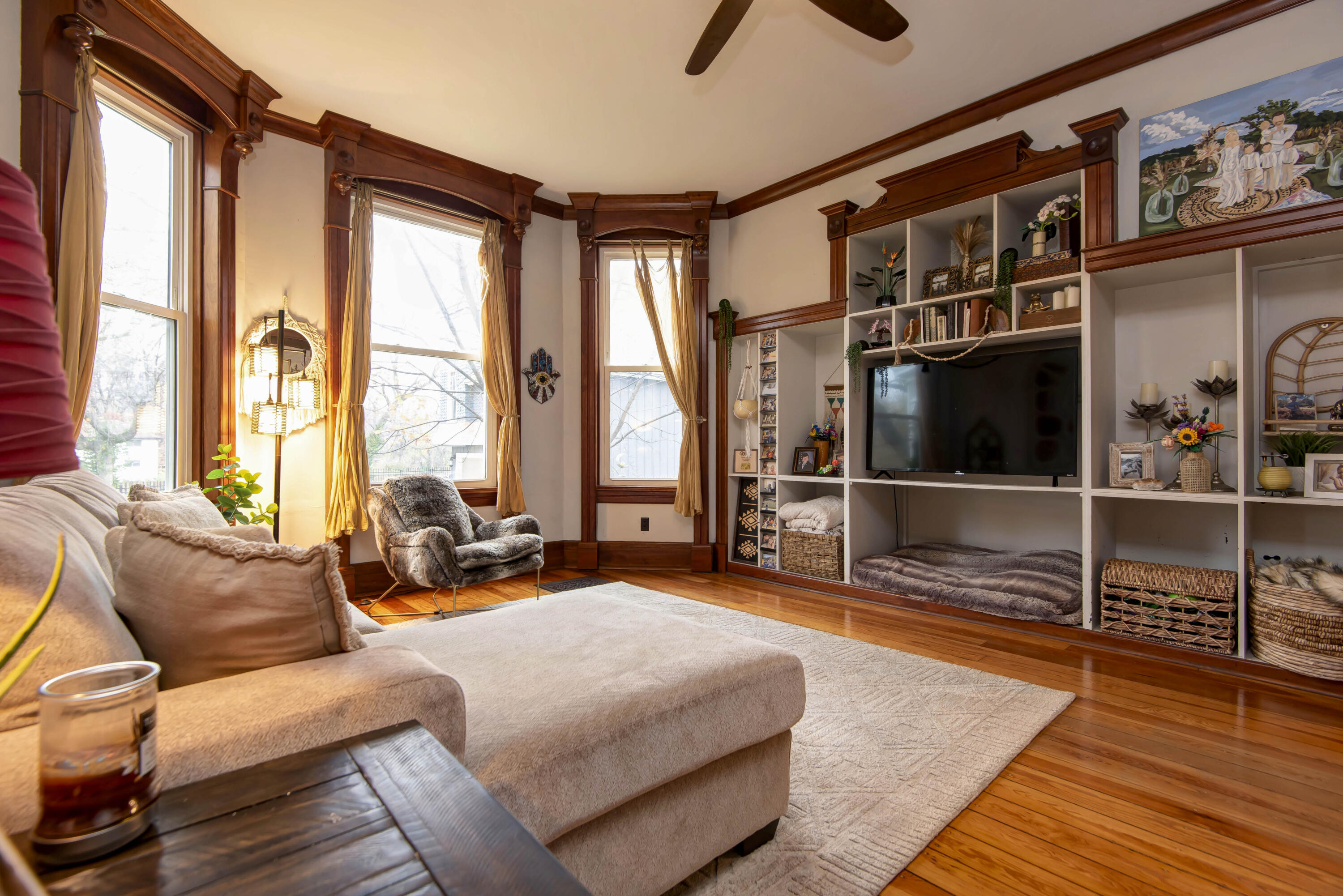 1435 East Walnut Street Property Photo 17