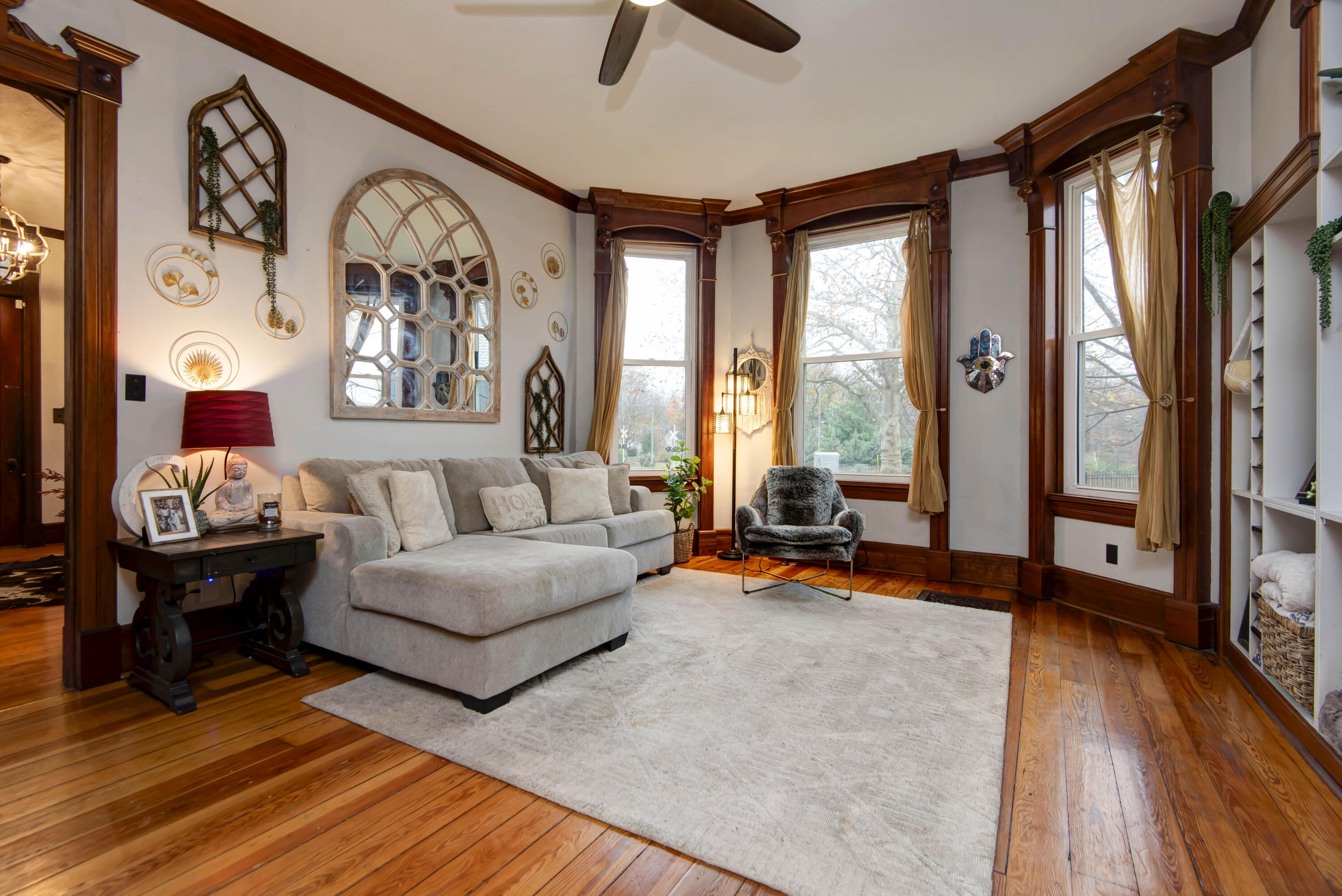 1435 East Walnut Street Property Photo 19