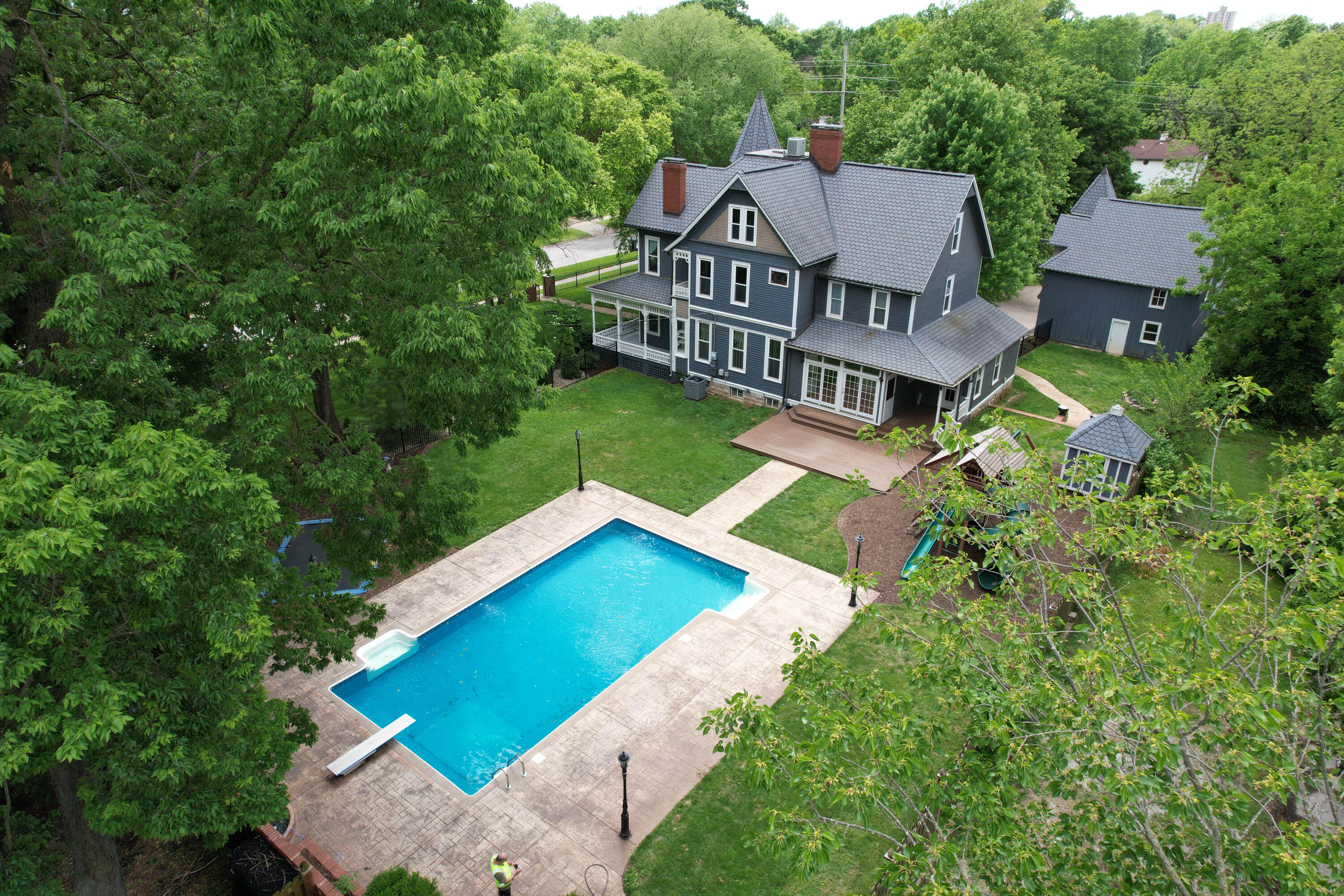 1435 East Walnut Street Property Photo 60