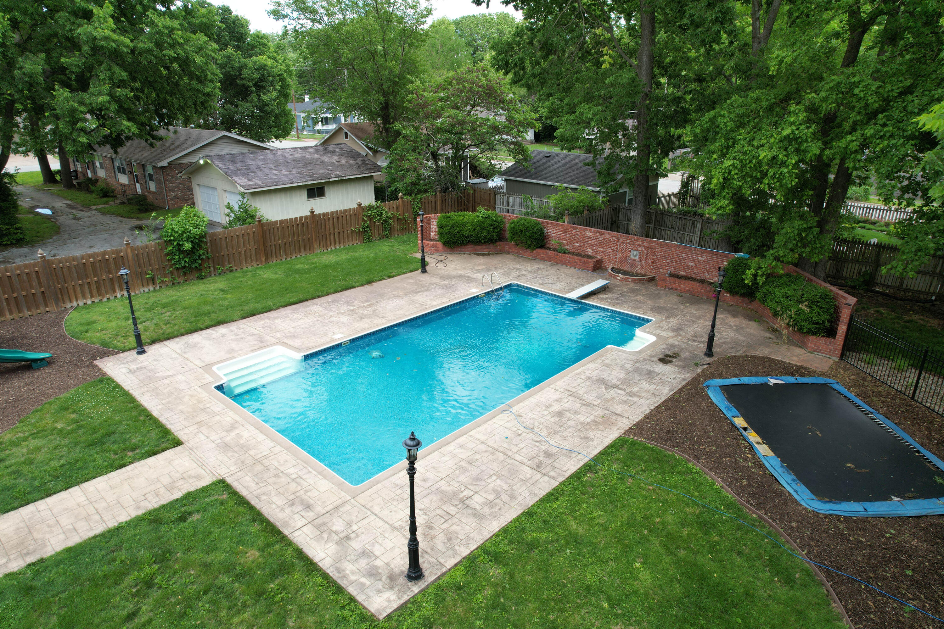 1435 East Walnut Street Property Photo 61