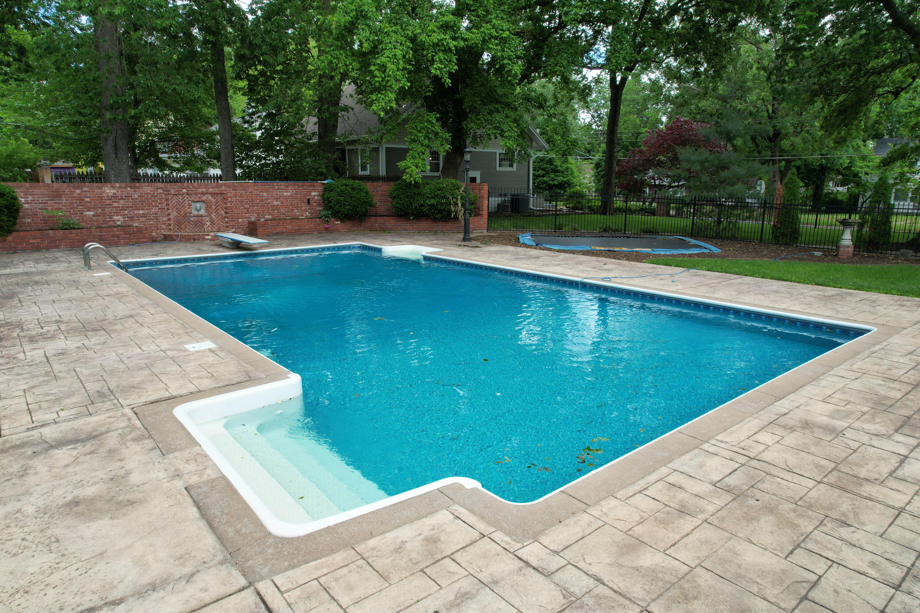1435 East Walnut Street Property Photo 63