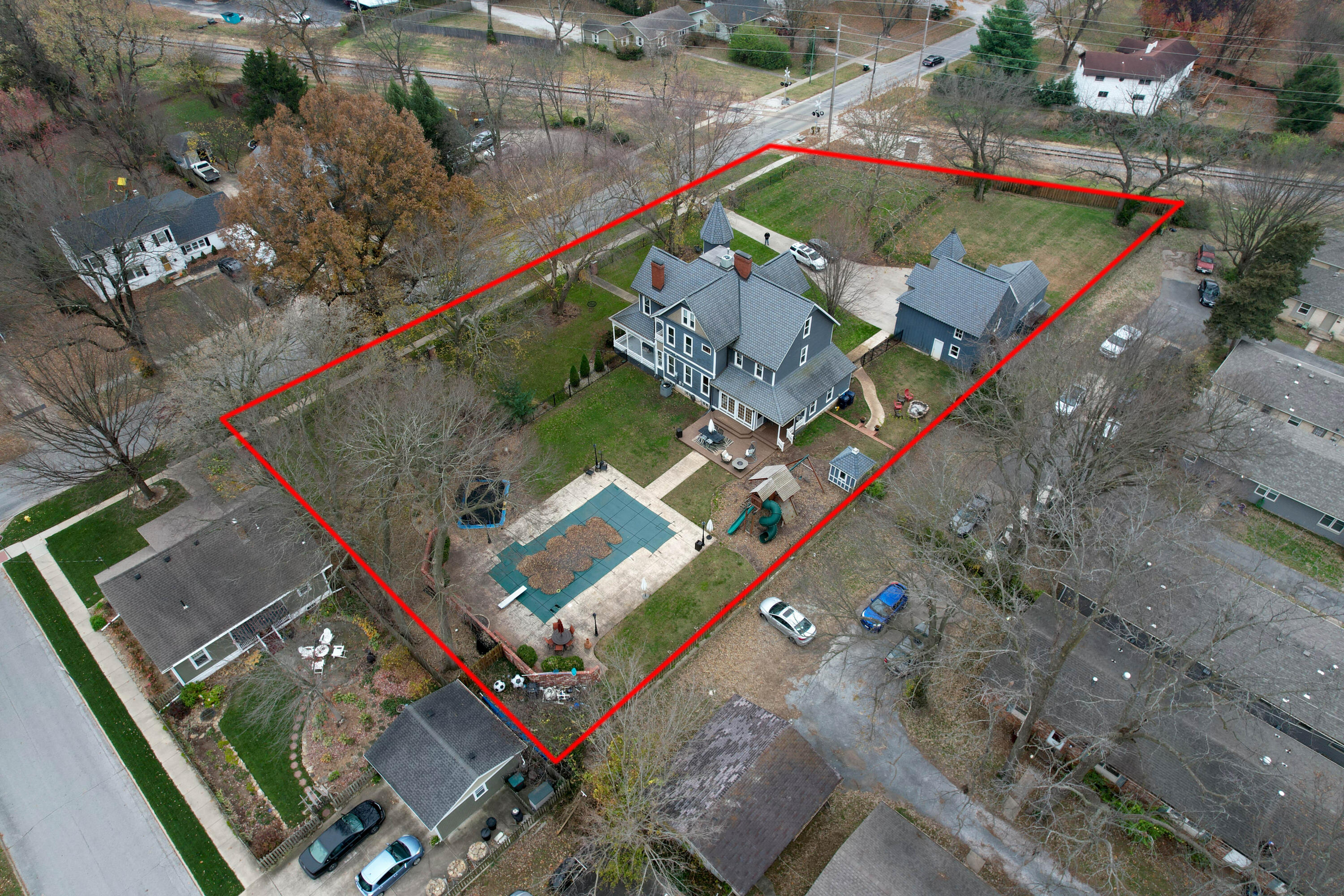 1435 East Walnut Street Property Photo 73