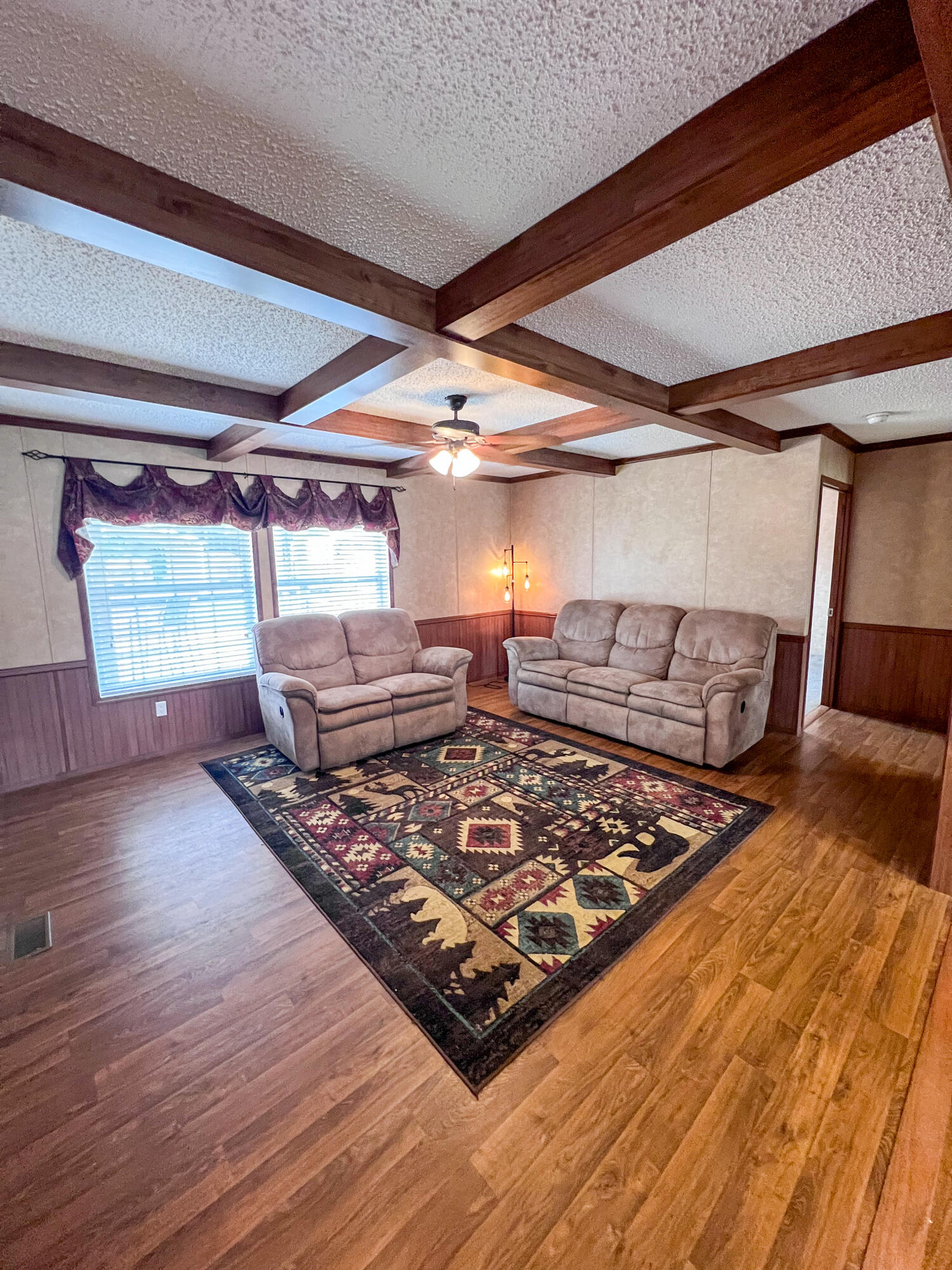 22115 County Road 271 Property Photo 19